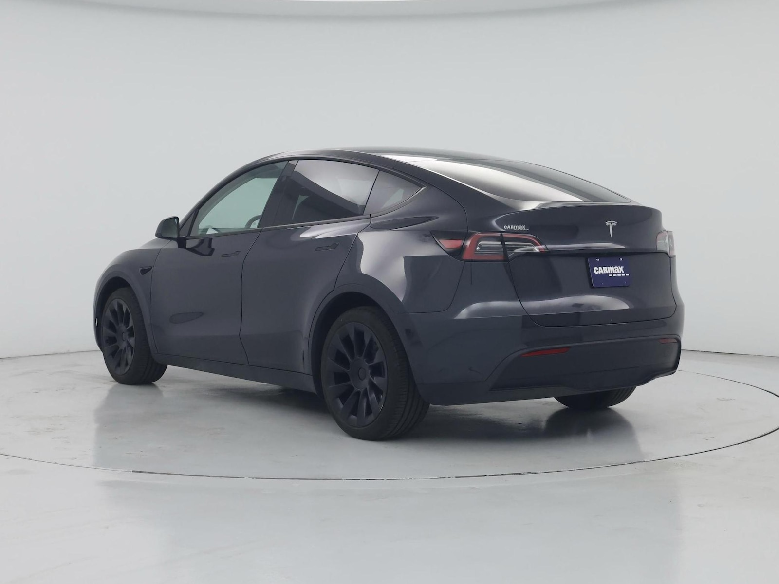 2024 Tesla Model Y Long Range - Photo 3