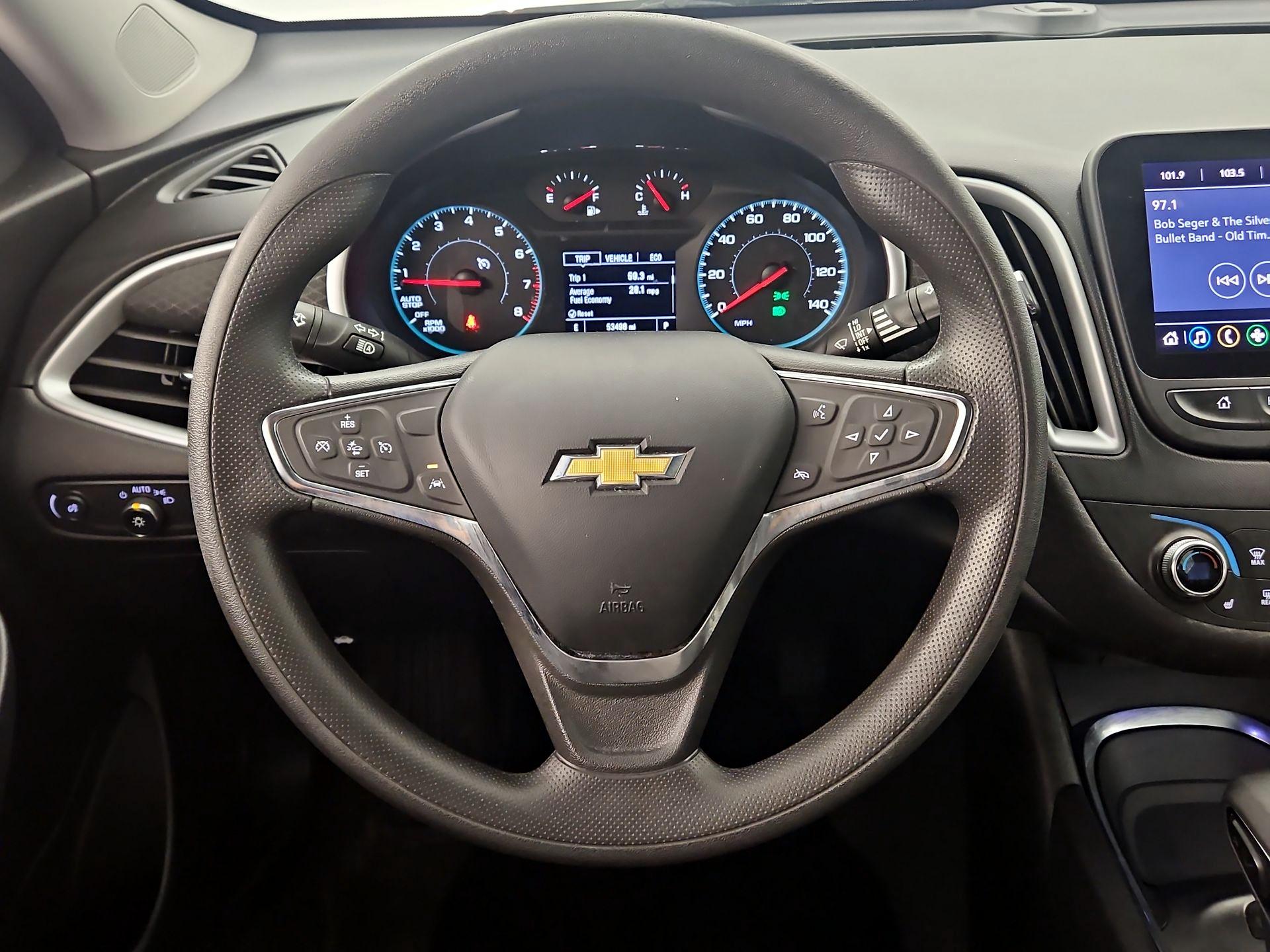 Thumbnail: 2023 Chevrolet Malibu - 10