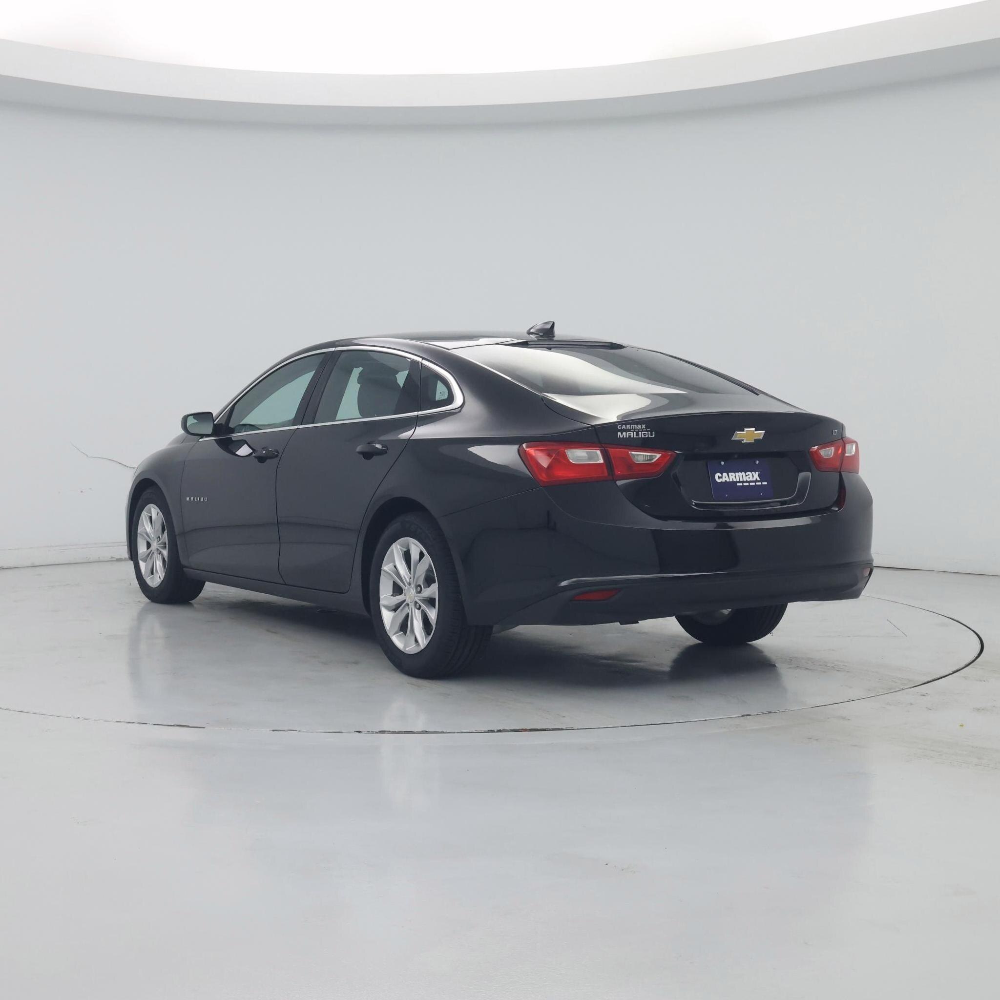 Thumbnail: 2023 Chevrolet Malibu - 2