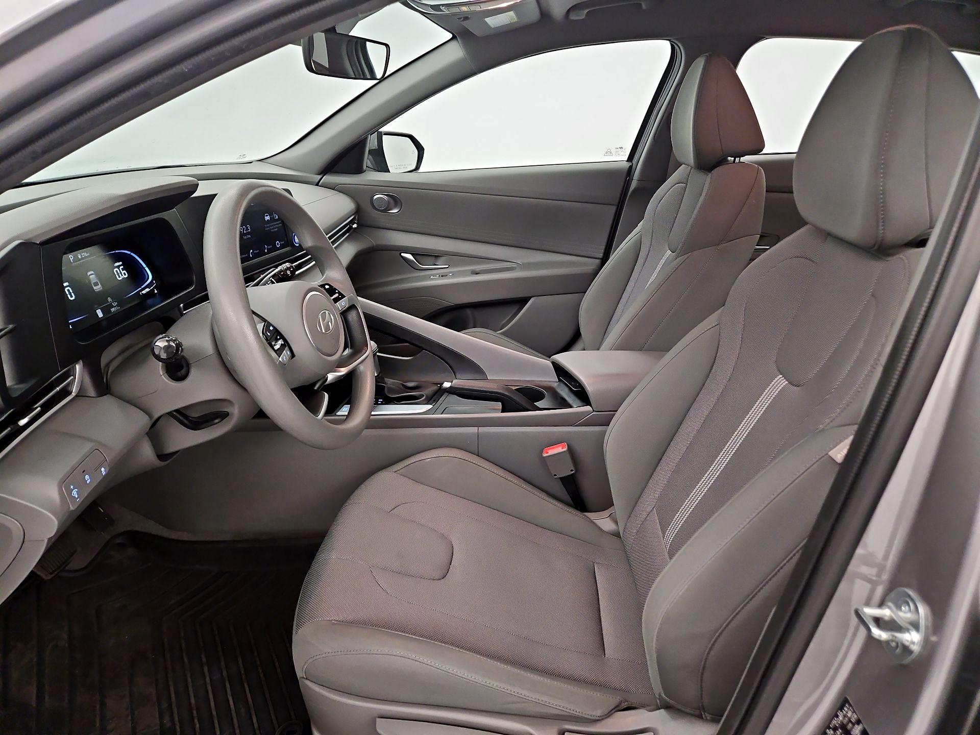 Thumbnail: 2024 Hyundai Elantra - 11