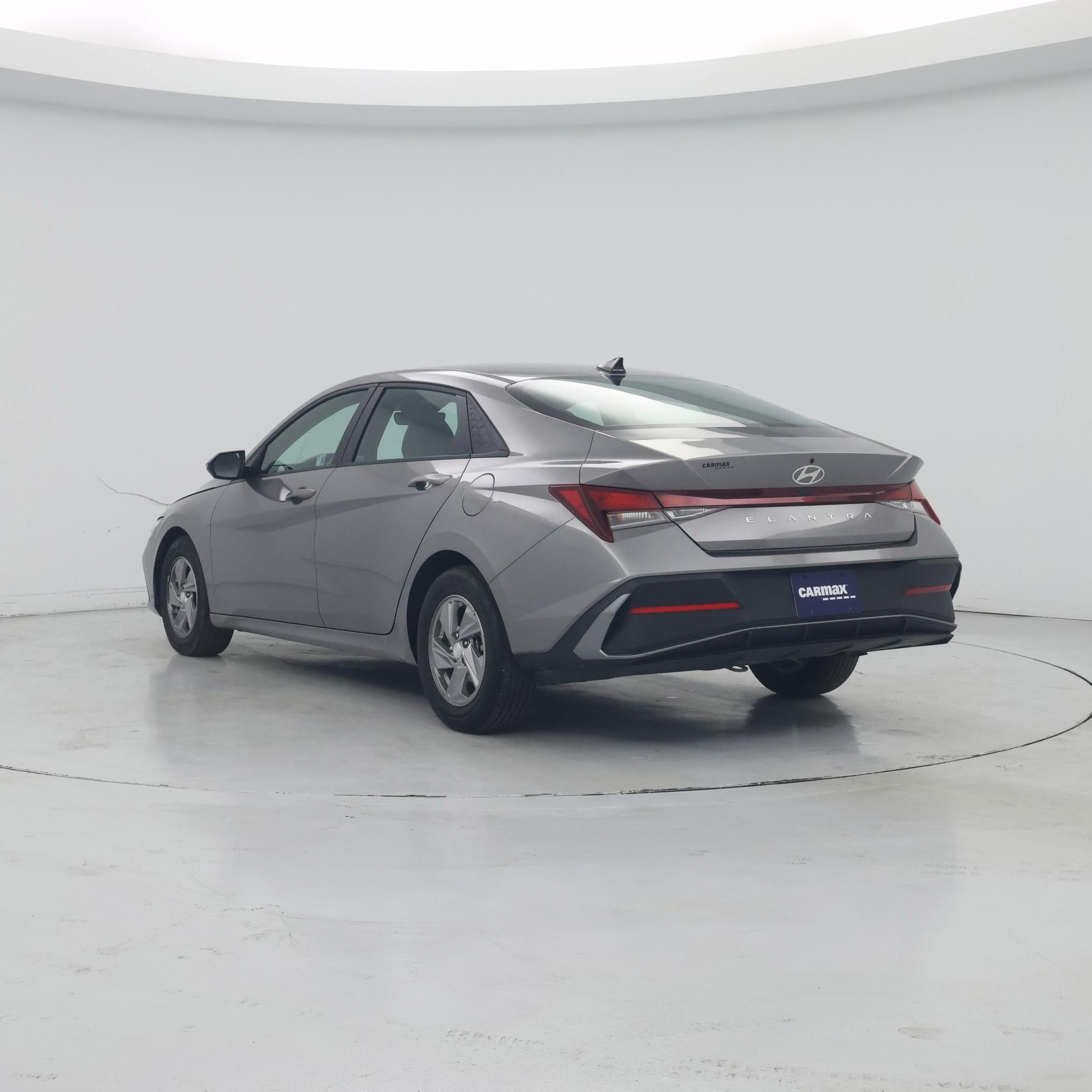 Thumbnail: 2024 Hyundai Elantra - 2