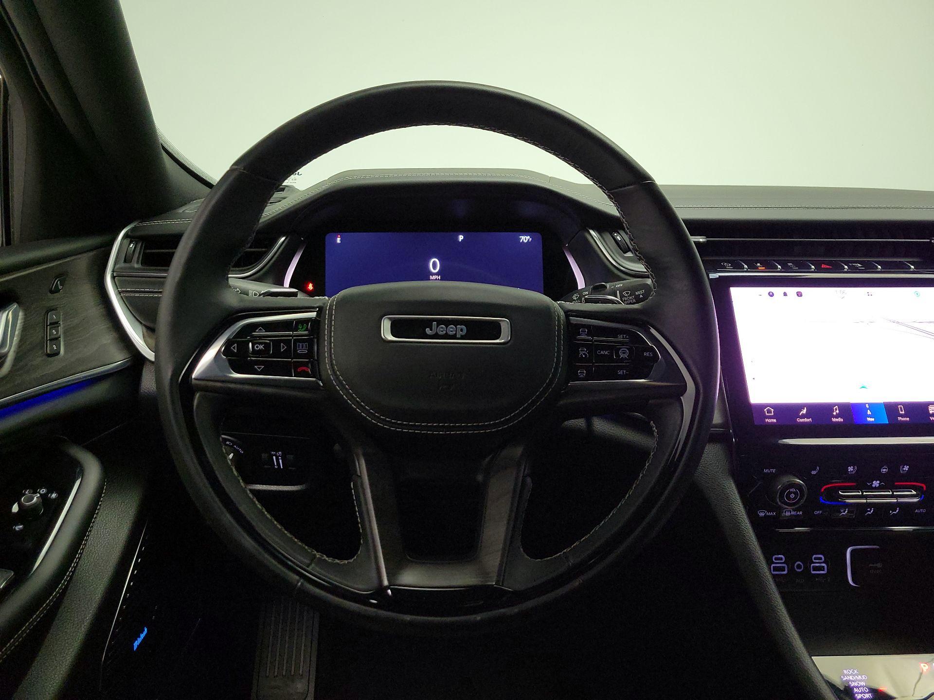 Thumbnail: 2023 Jeep Grand Cherokee - 10