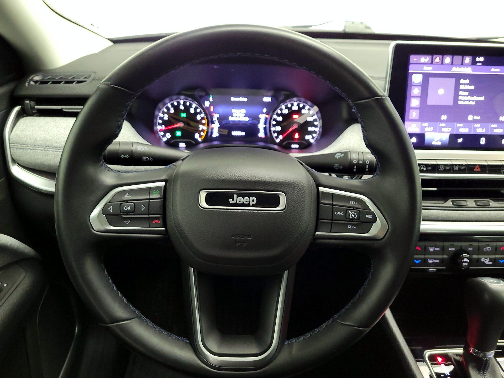 Thumbnail: 2022 Jeep Compass - 10