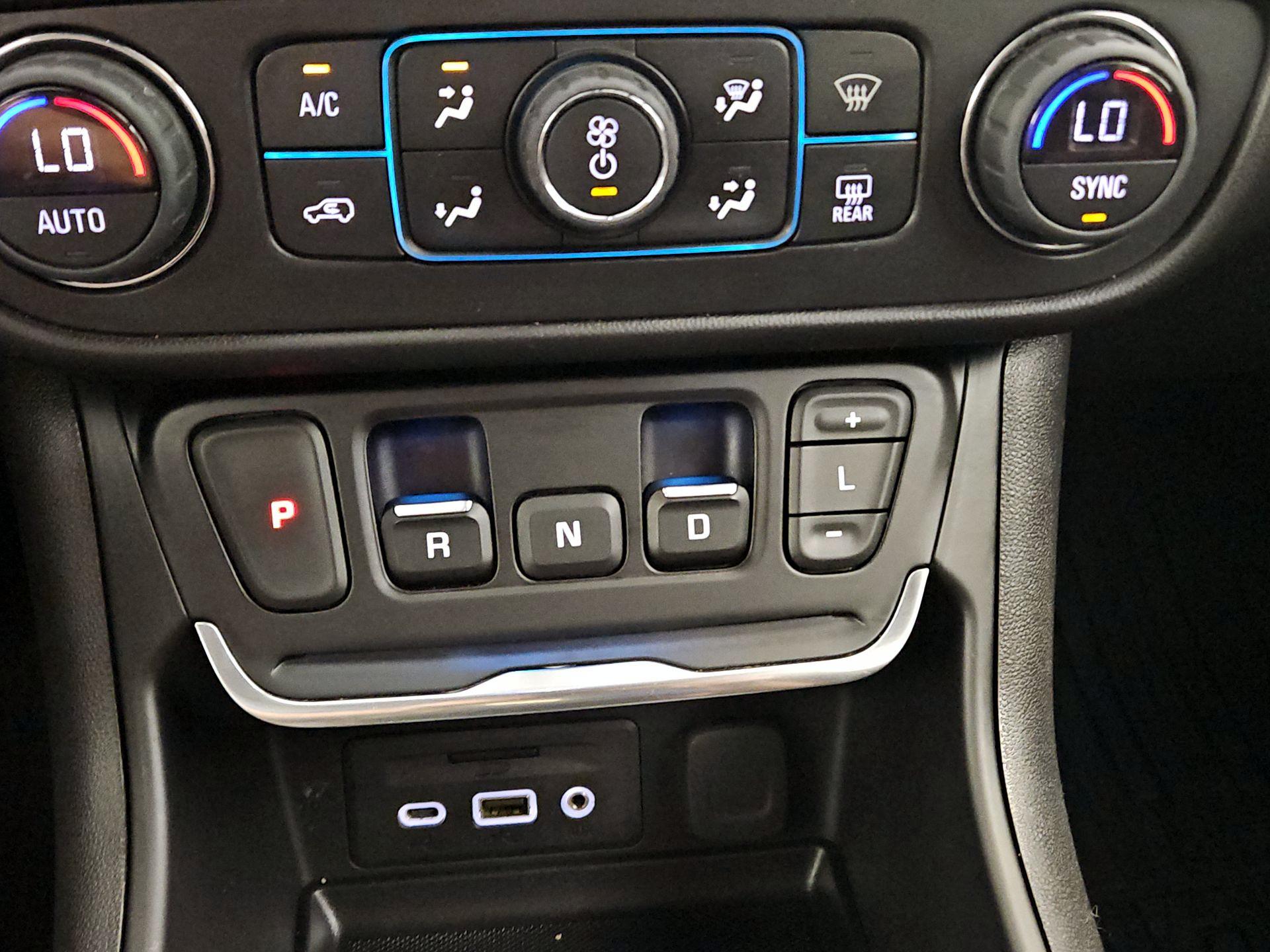 Thumbnail: 2020 GMC Terrain - 18