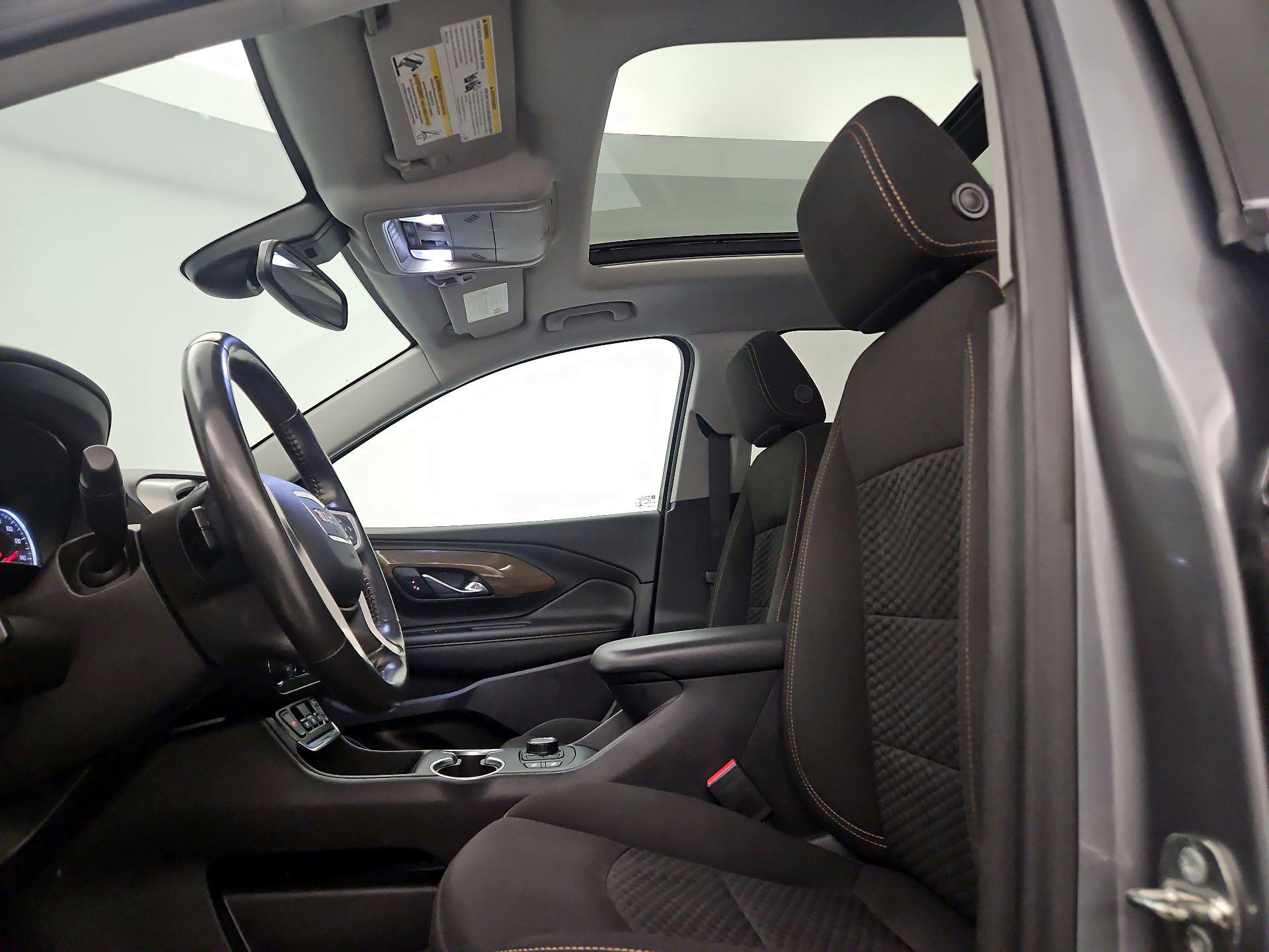 Thumbnail: 2020 GMC Terrain - 20