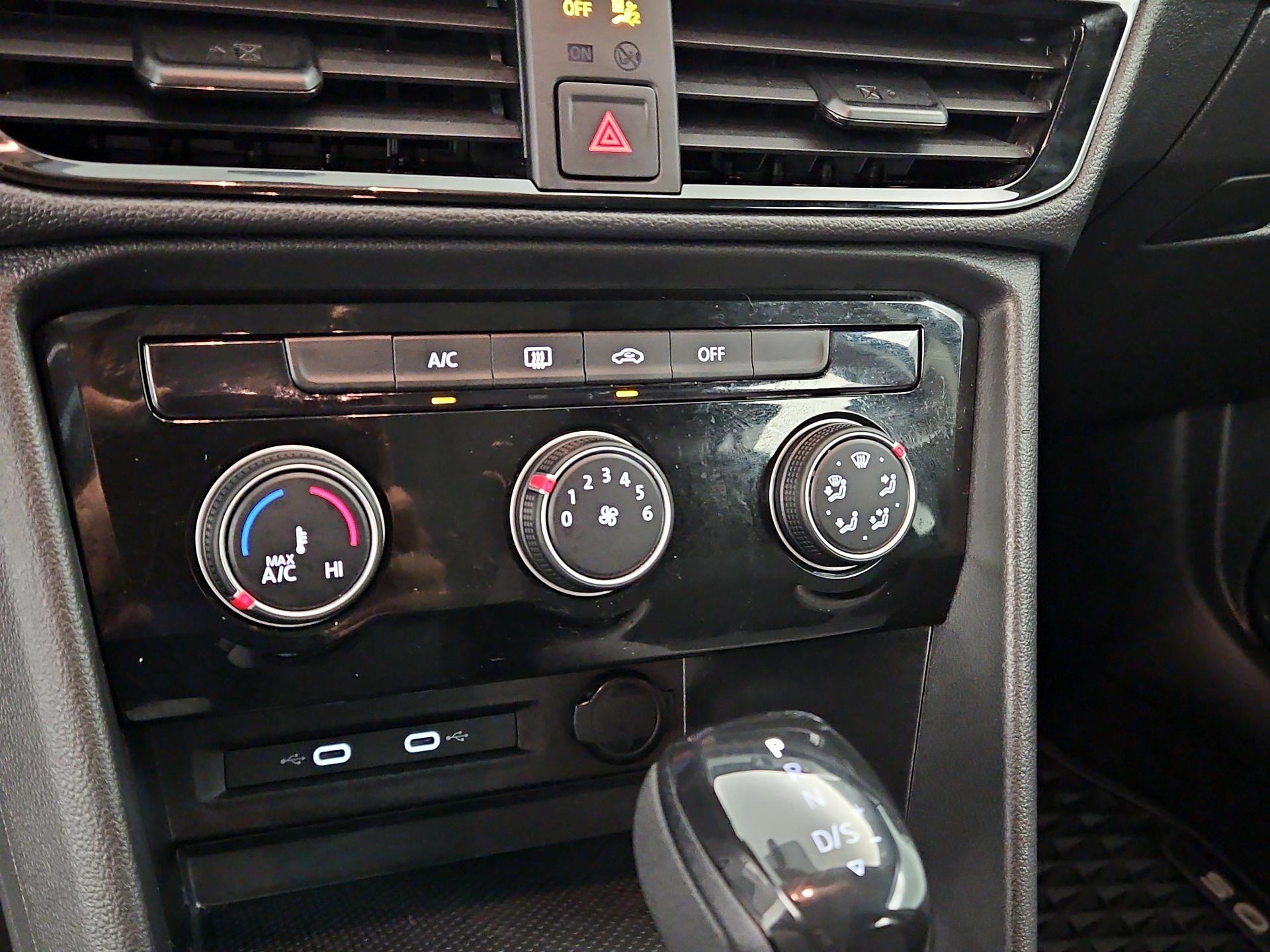 Thumbnail: 2023 Volkswagen Taos - 16