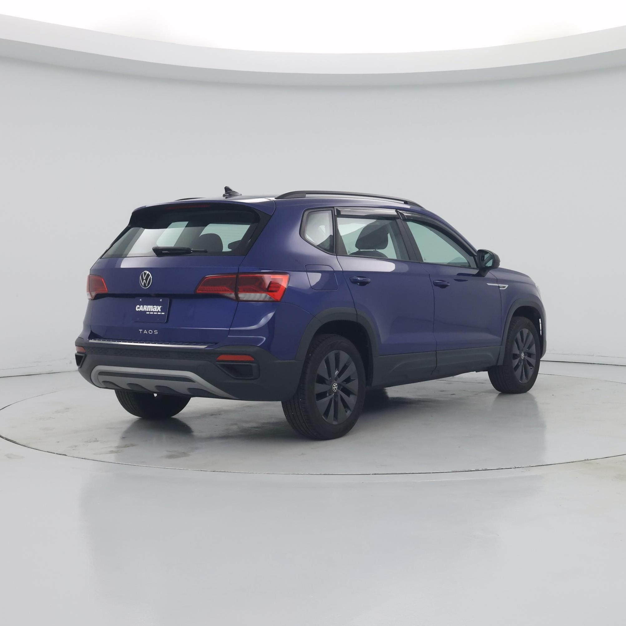 Thumbnail: 2023 Volkswagen Taos - 8