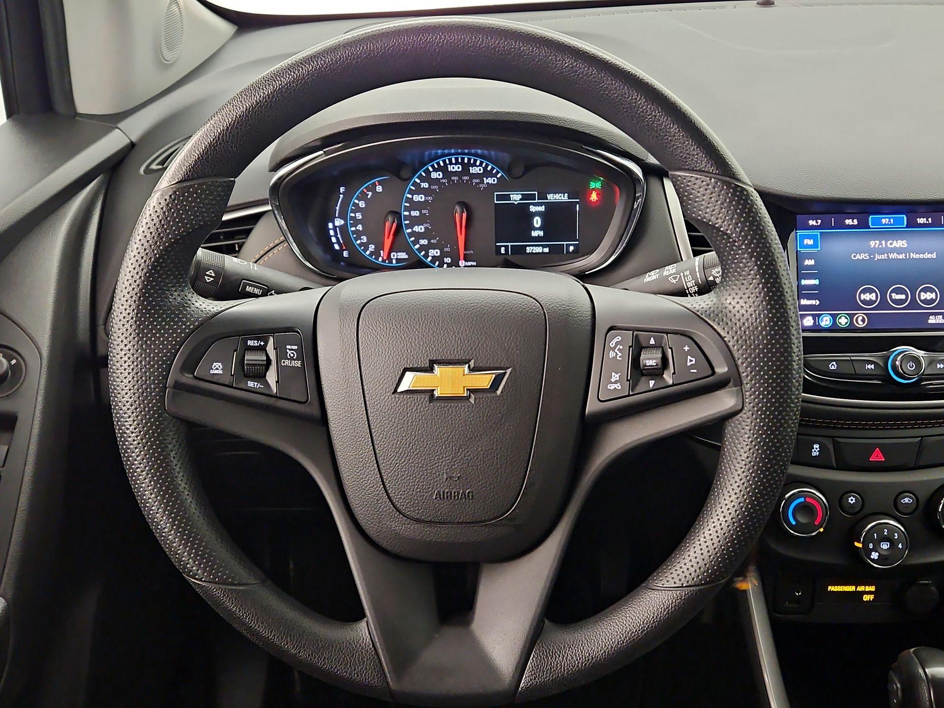 Thumbnail: 2021 Chevrolet Trax - 10