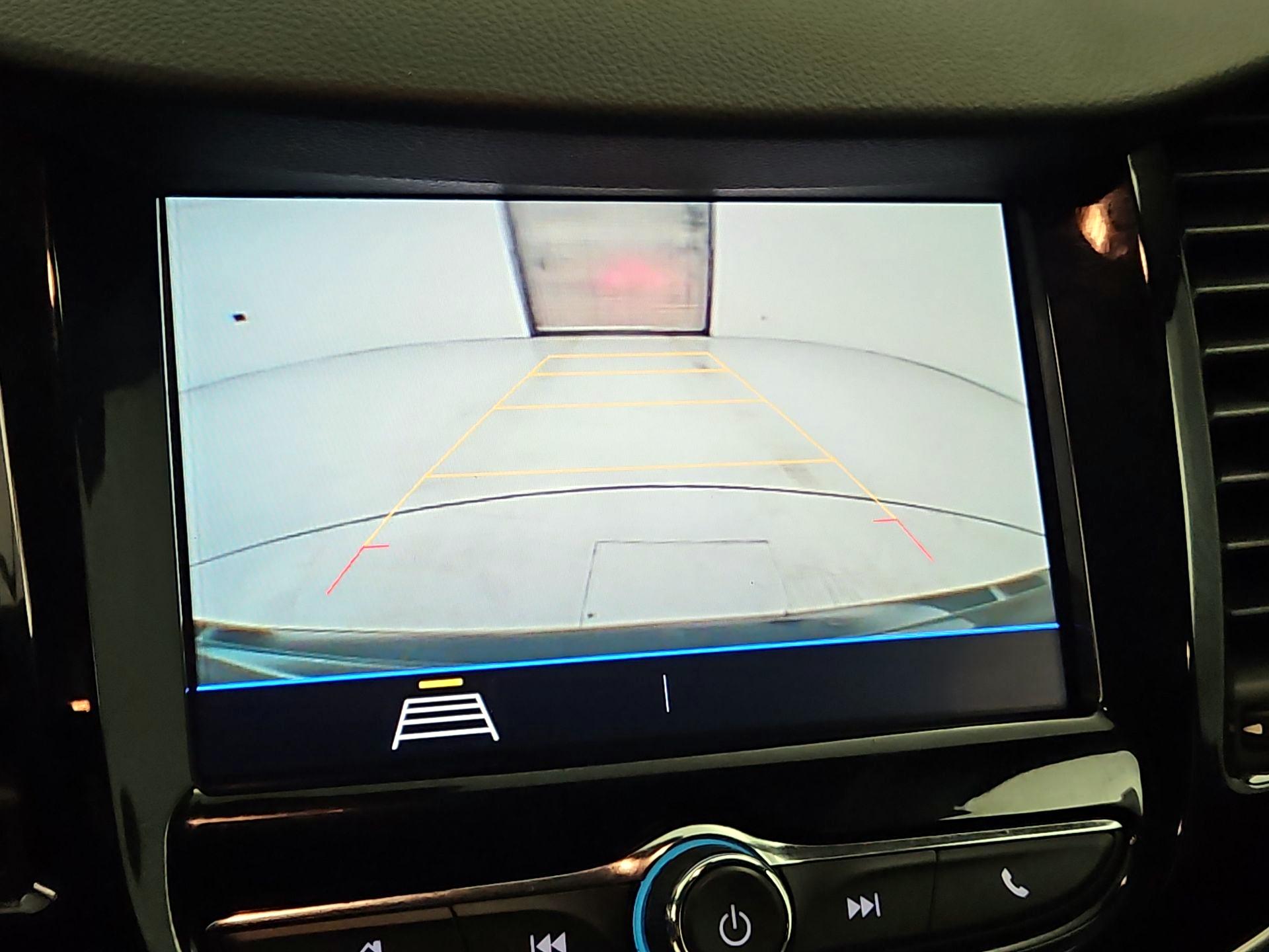 Thumbnail: 2021 Chevrolet Trax - 14