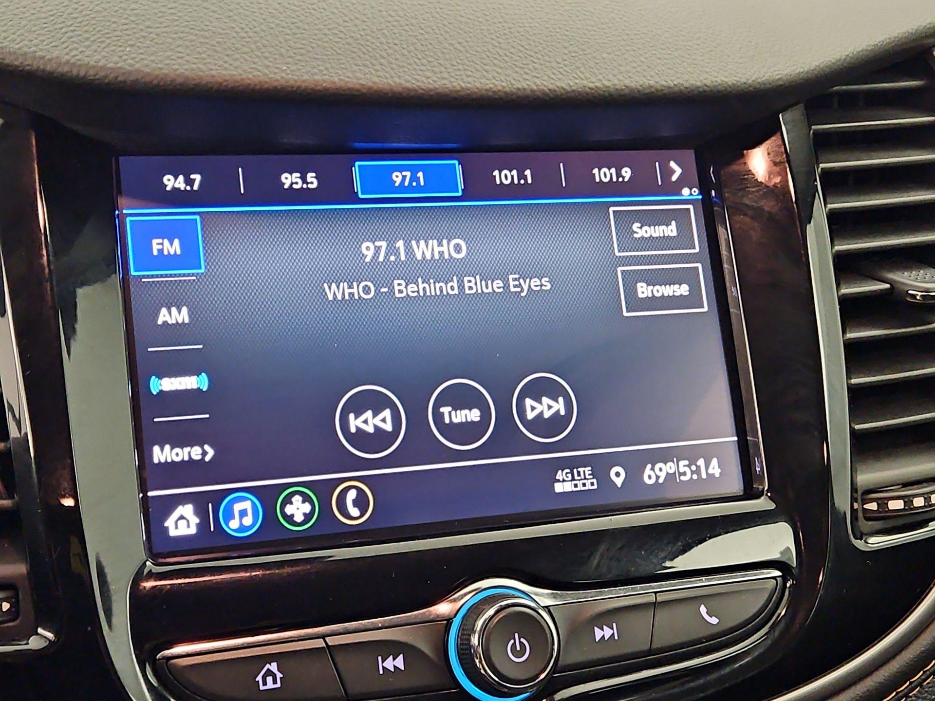 Thumbnail: 2021 Chevrolet Trax - 15