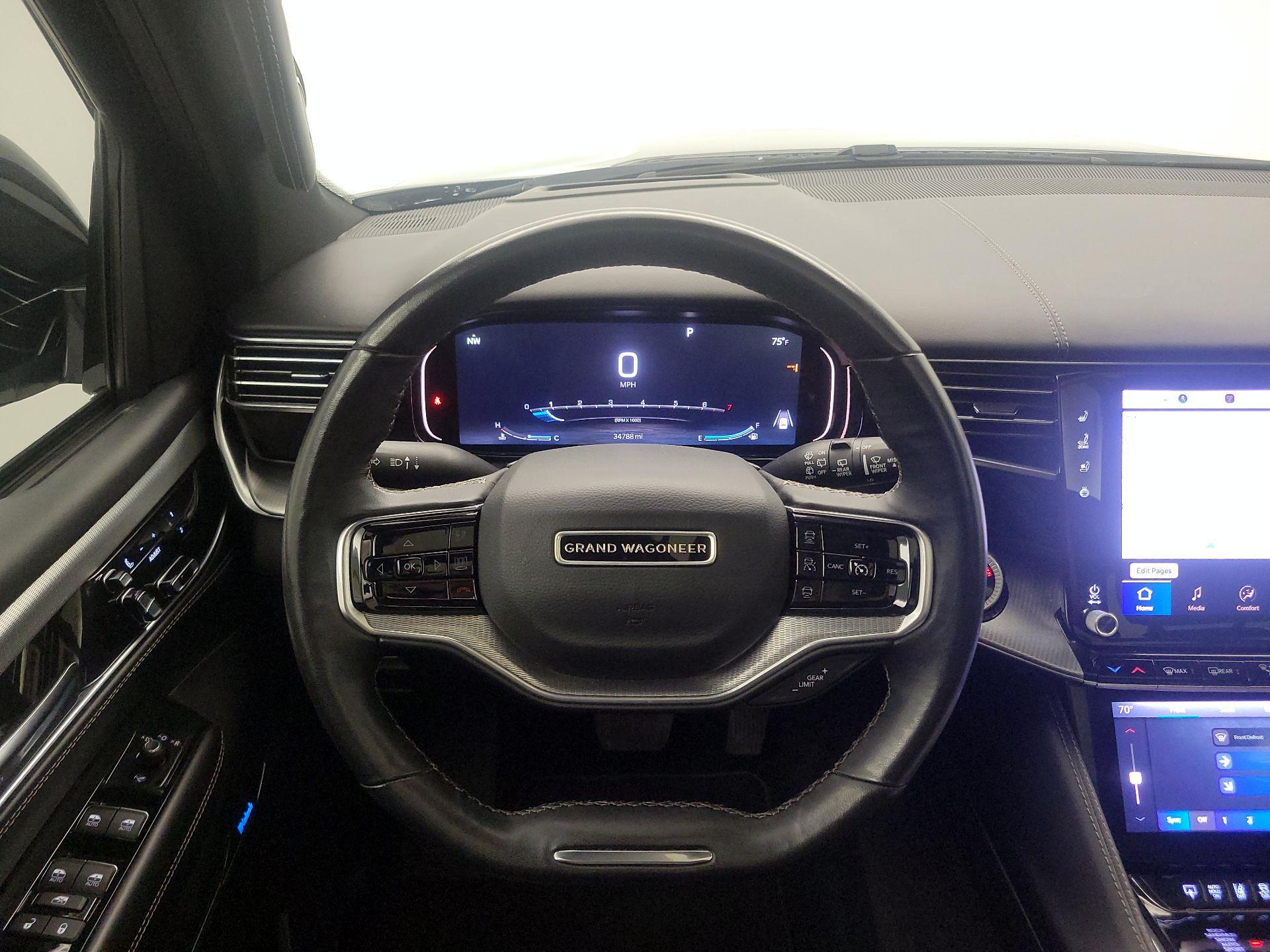 Thumbnail: 2023 Jeep Grand Wagoneer - 10