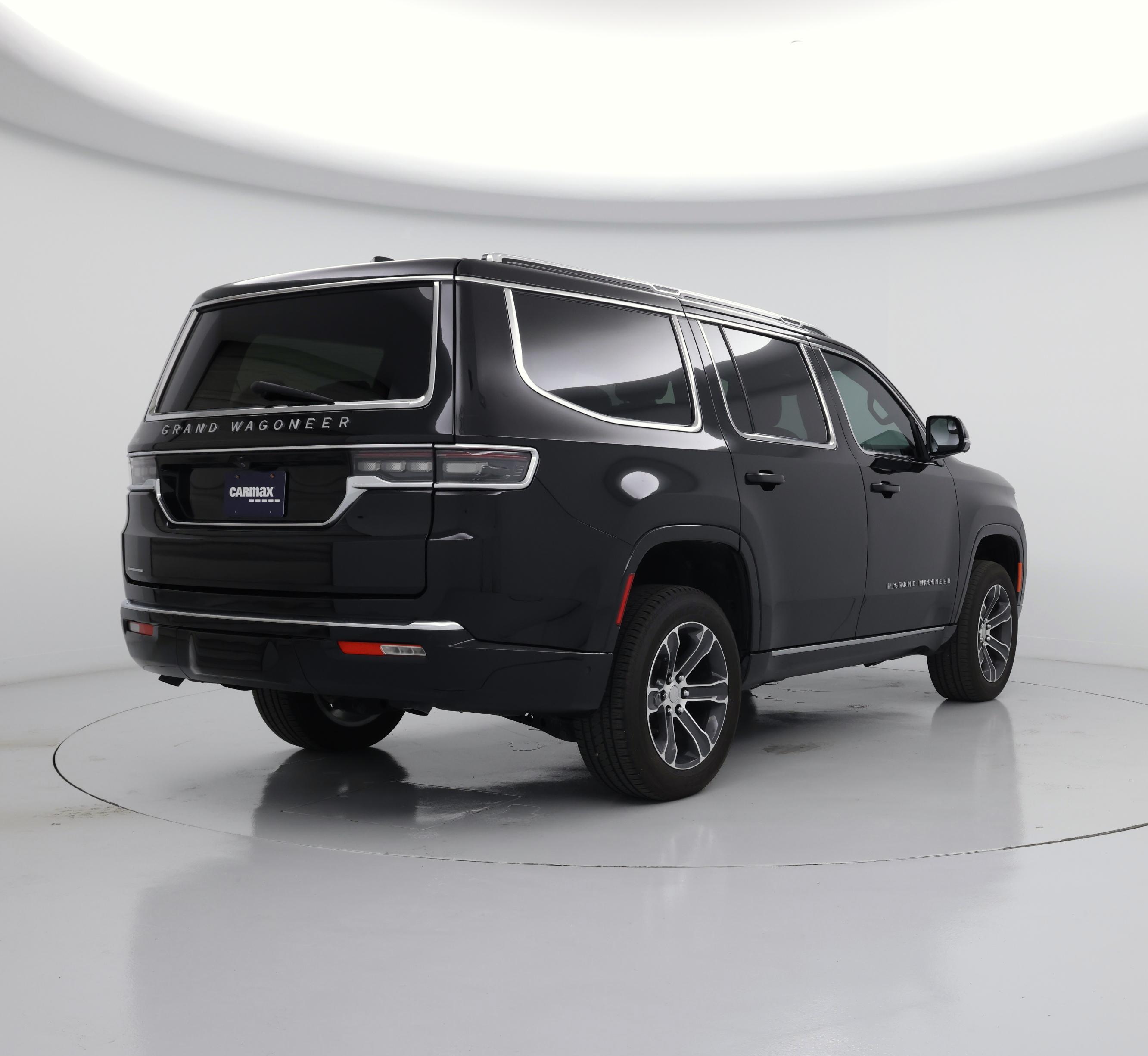 Thumbnail: 2023 Jeep Grand Wagoneer - 8