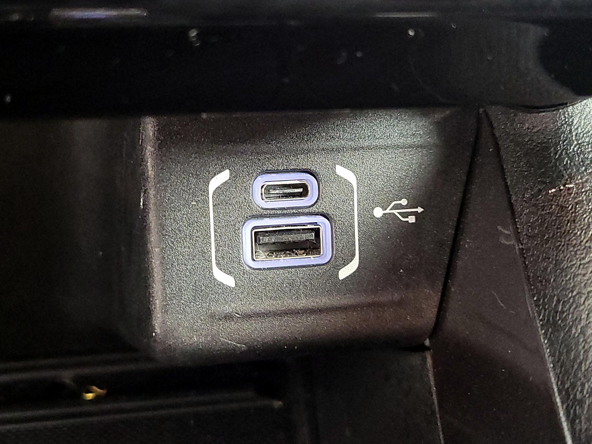 Thumbnail: 2022 Jeep Compass - 18