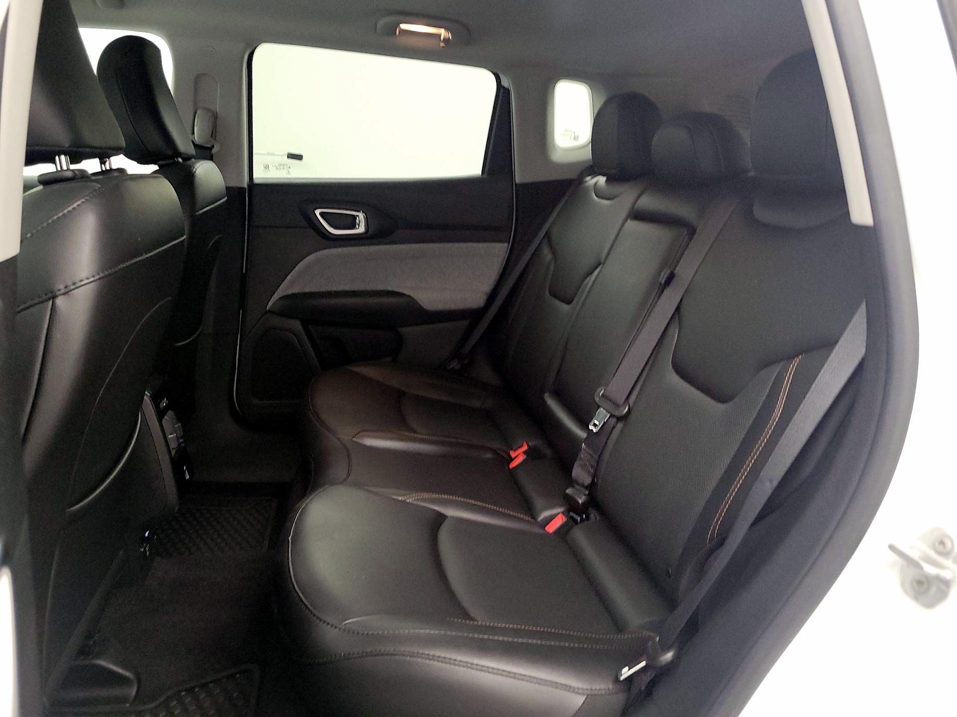 Thumbnail: 2022 Jeep Compass - 19