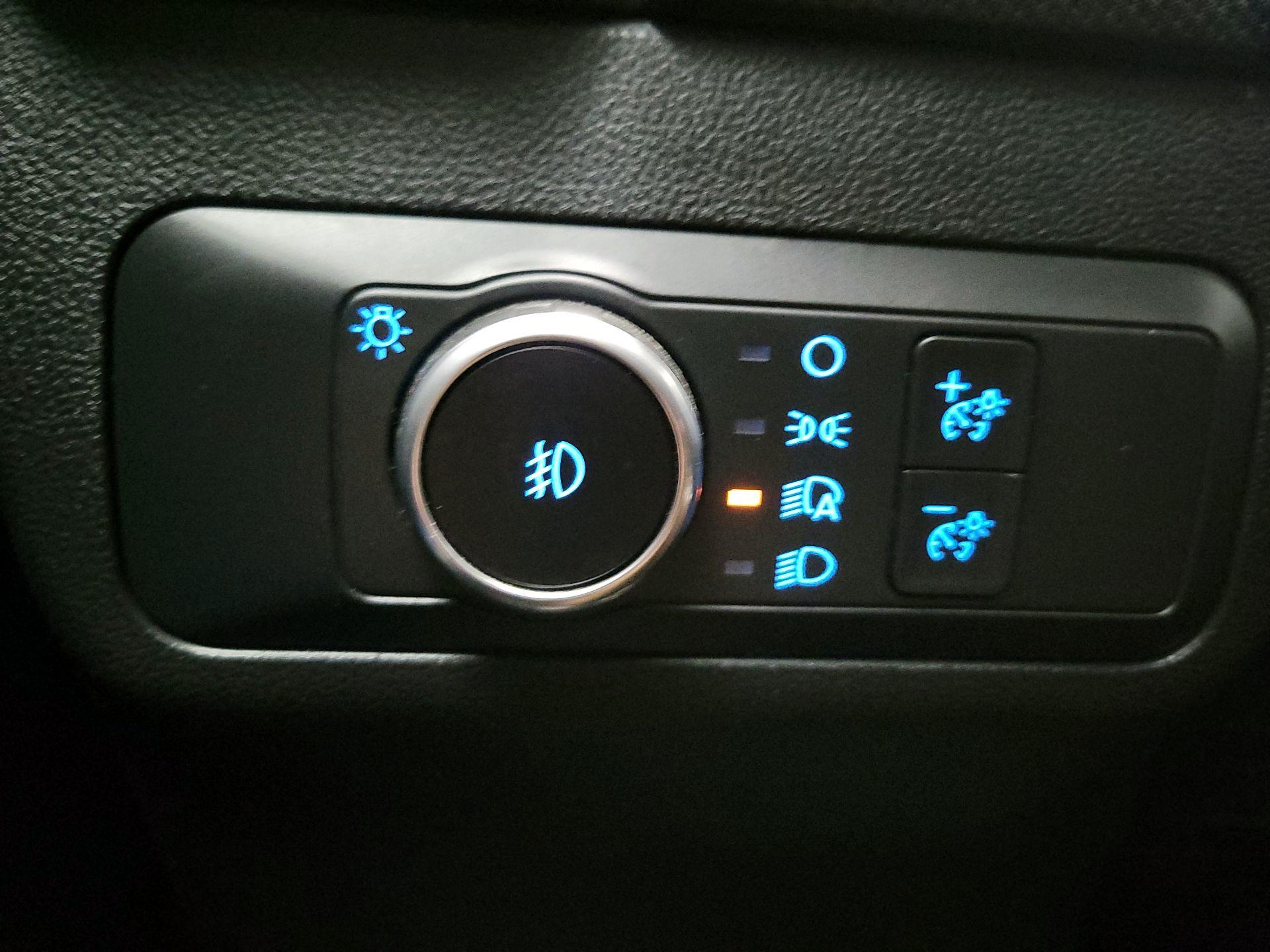 Thumbnail: 2022 Ford Bronco Sport - 13