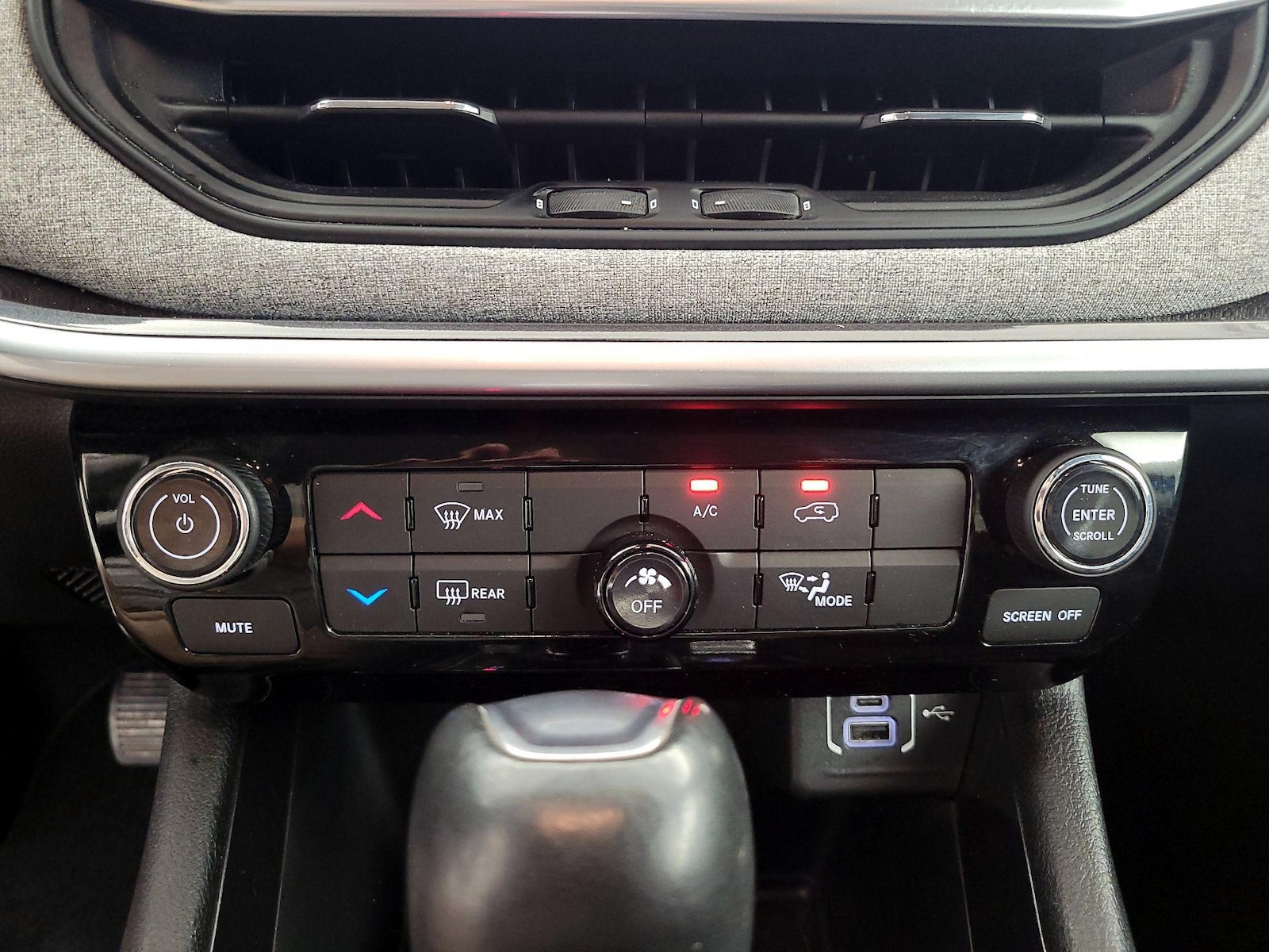 2022 Jeep Compass Latitude - Photo 17