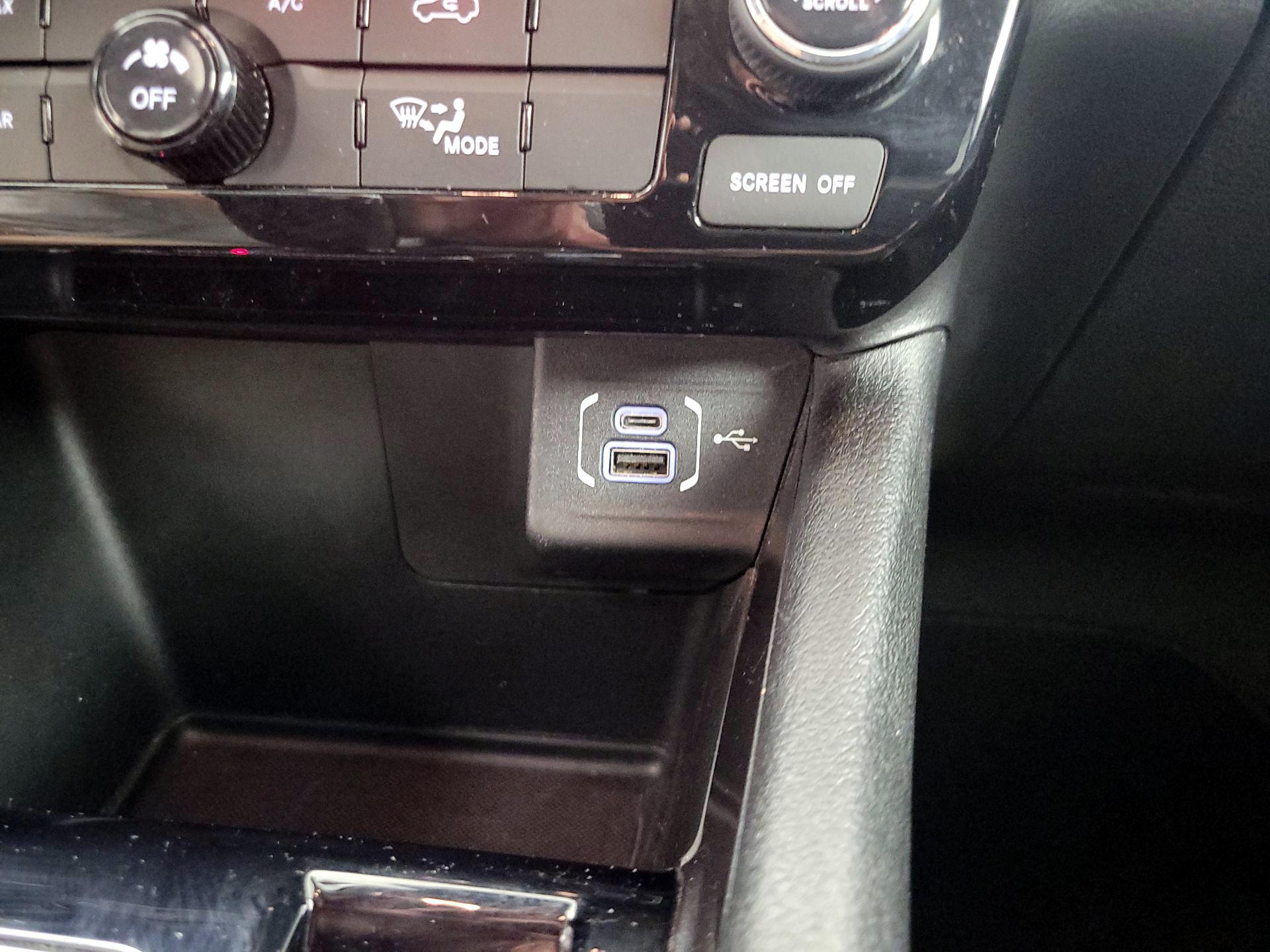 Thumbnail: 2022 Jeep Compass - 18