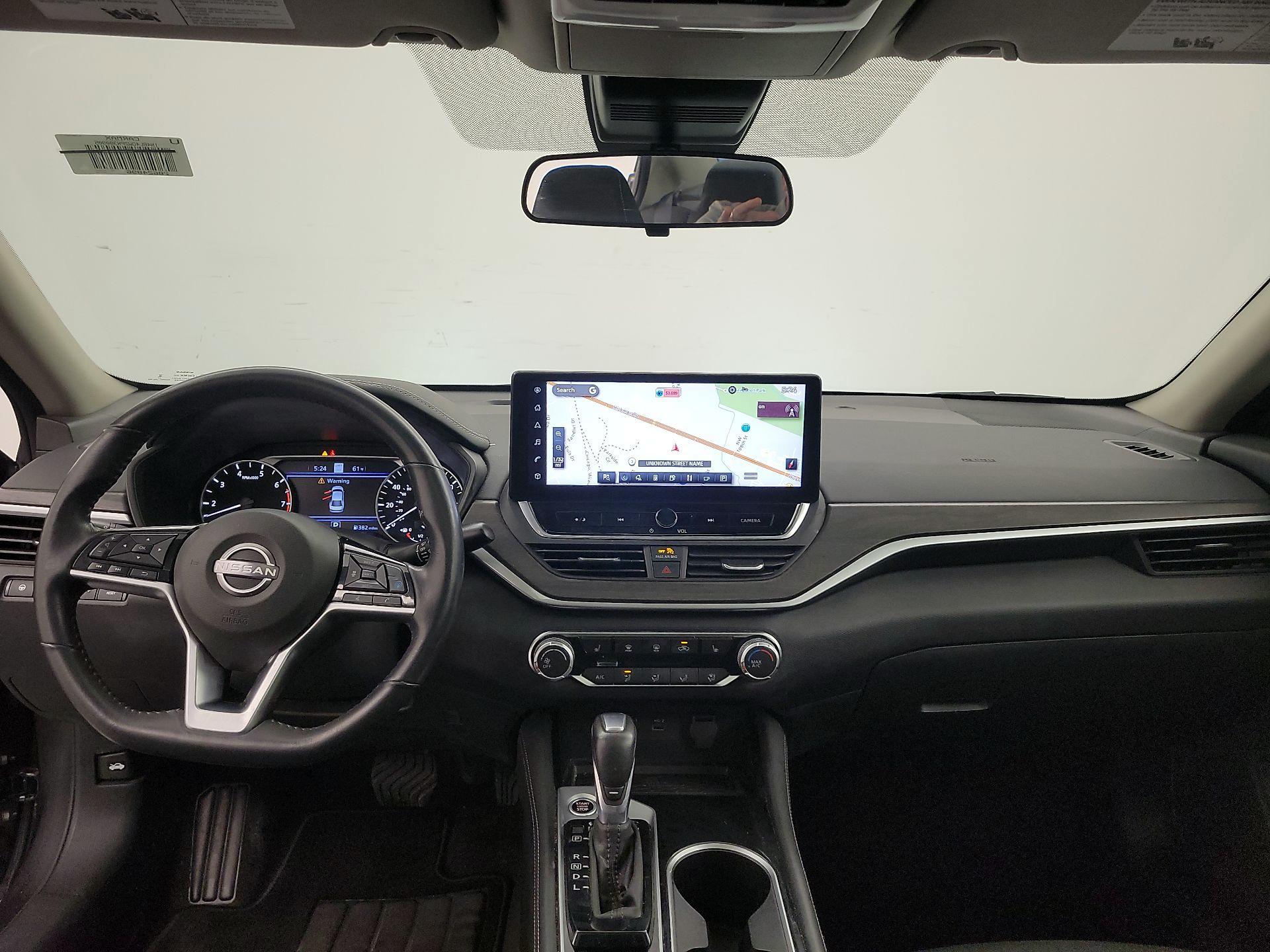 Thumbnail: 2023 Nissan Altima - 9