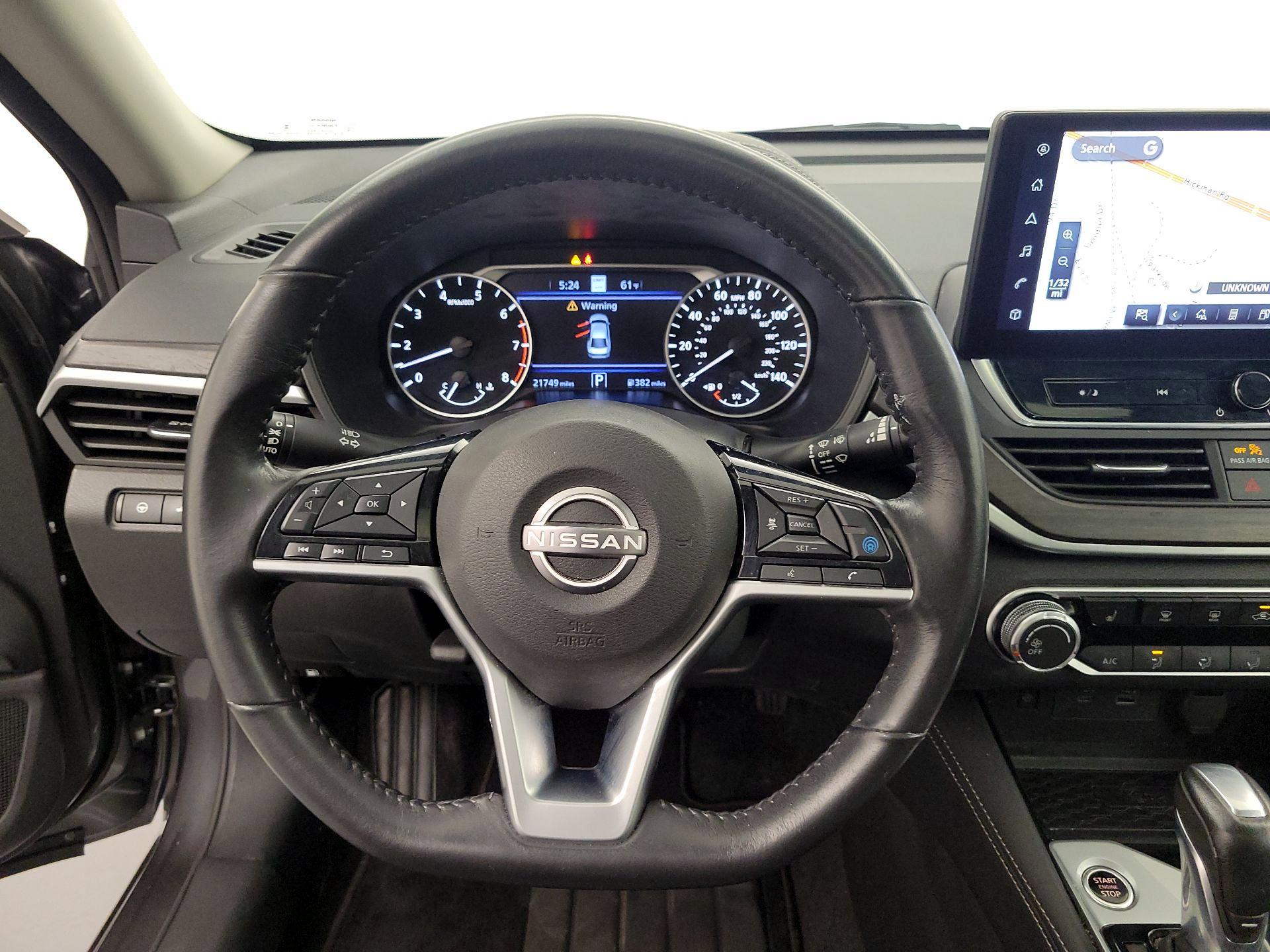 Thumbnail: 2023 Nissan Altima - 10