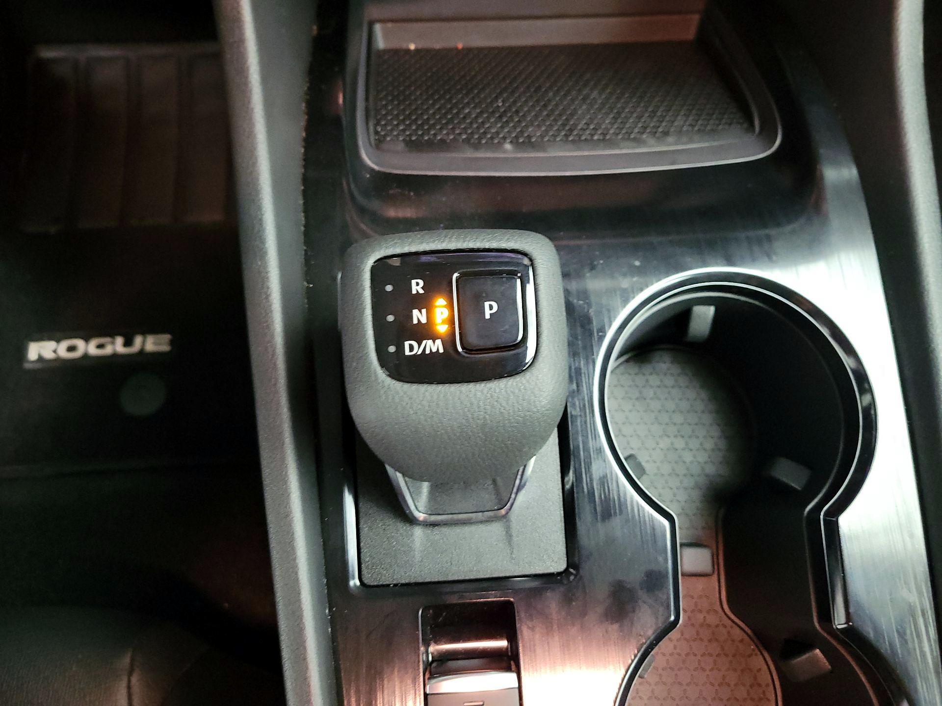 Thumbnail: 2023 Nissan Rogue - 15