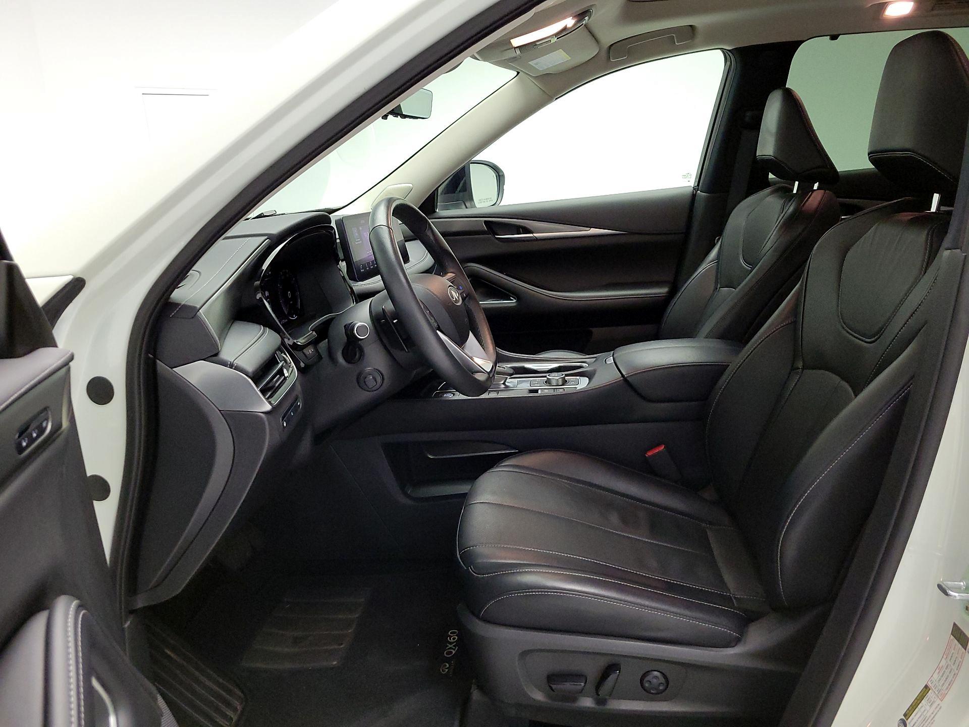 Thumbnail: 2023 INFINITI QX60 - 11