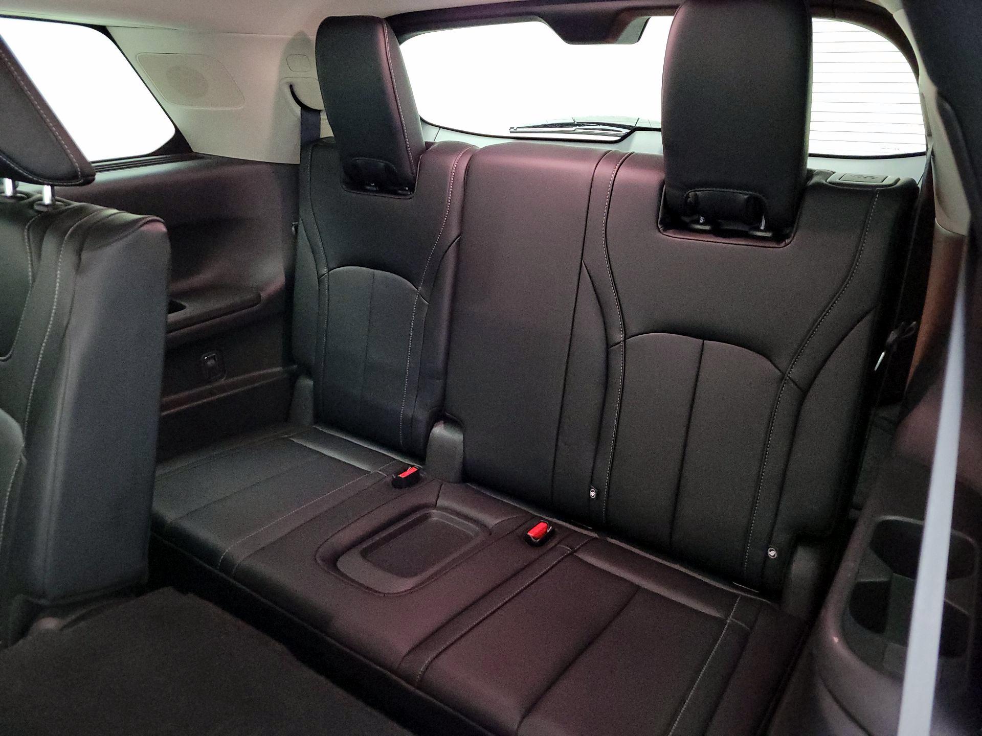 Thumbnail: 2023 INFINITI QX60 - 20