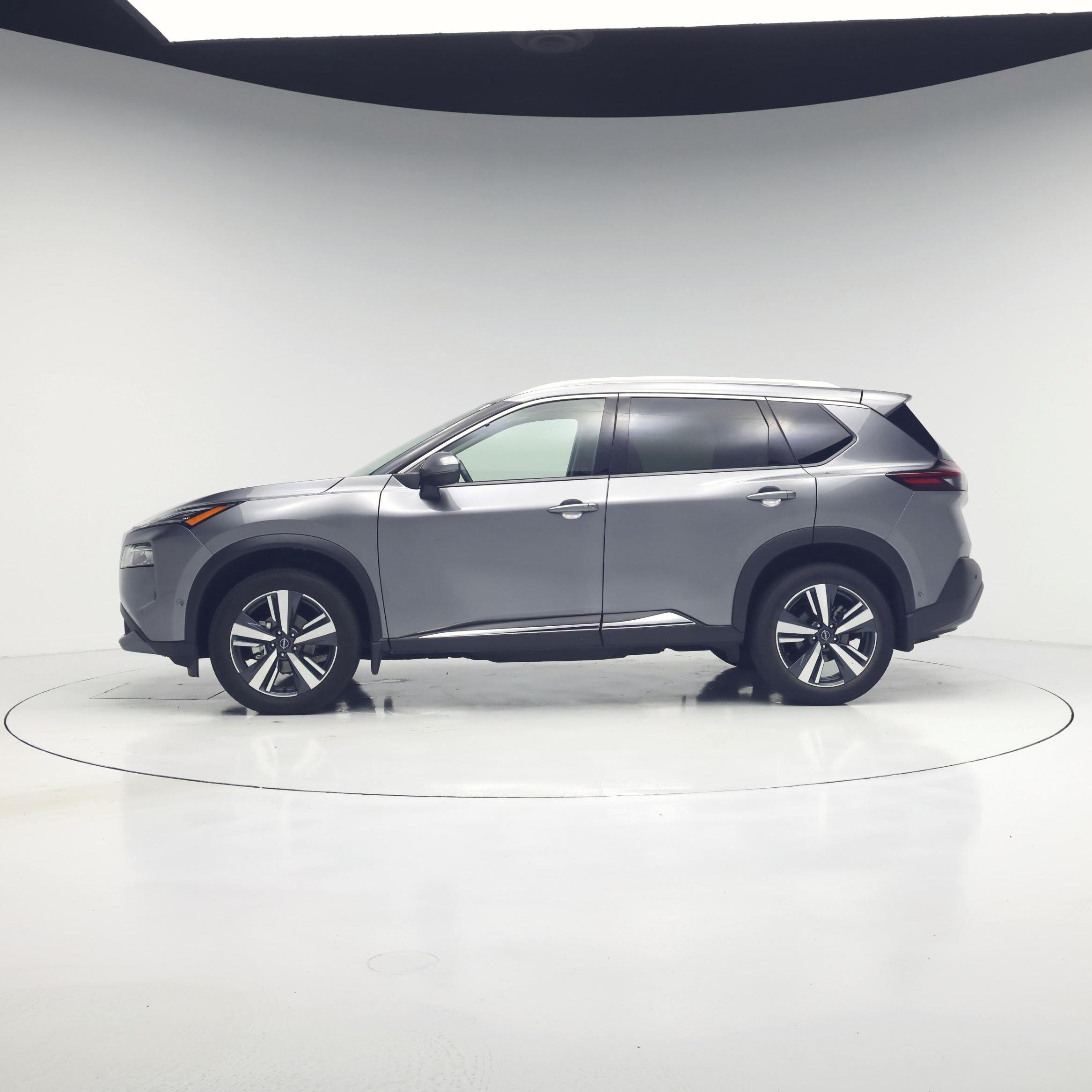 Thumbnail: 2023 Nissan Rogue - 3