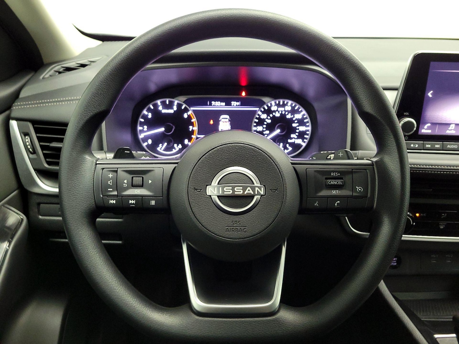 2024 Nissan Rogue S - Photo 11