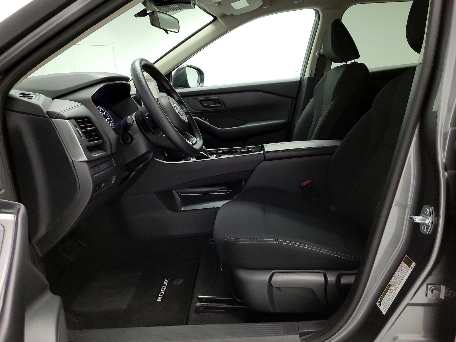 2024 Nissan Rogue S - Photo 12