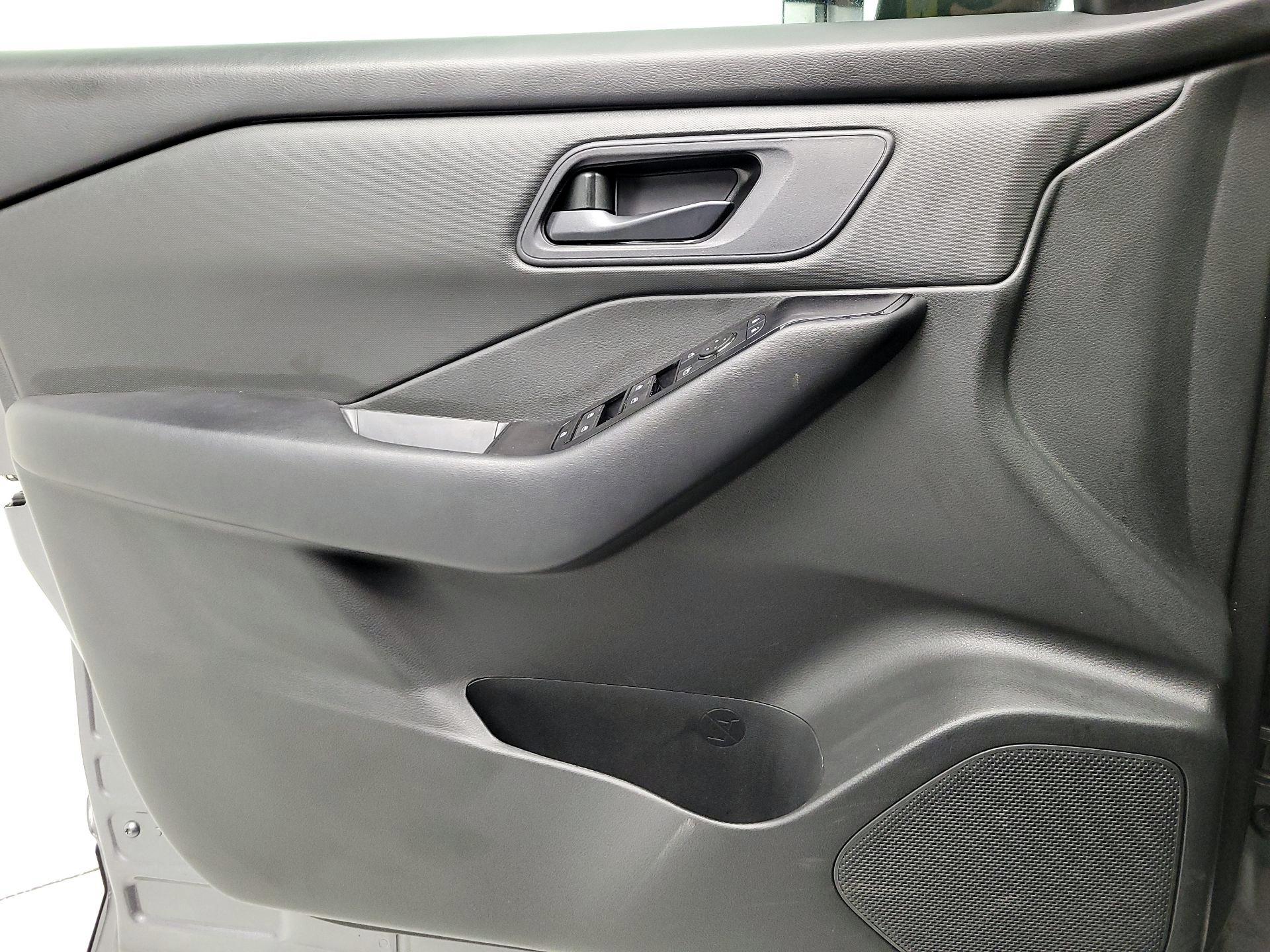 Thumbnail: 2024 Nissan Rogue - 12