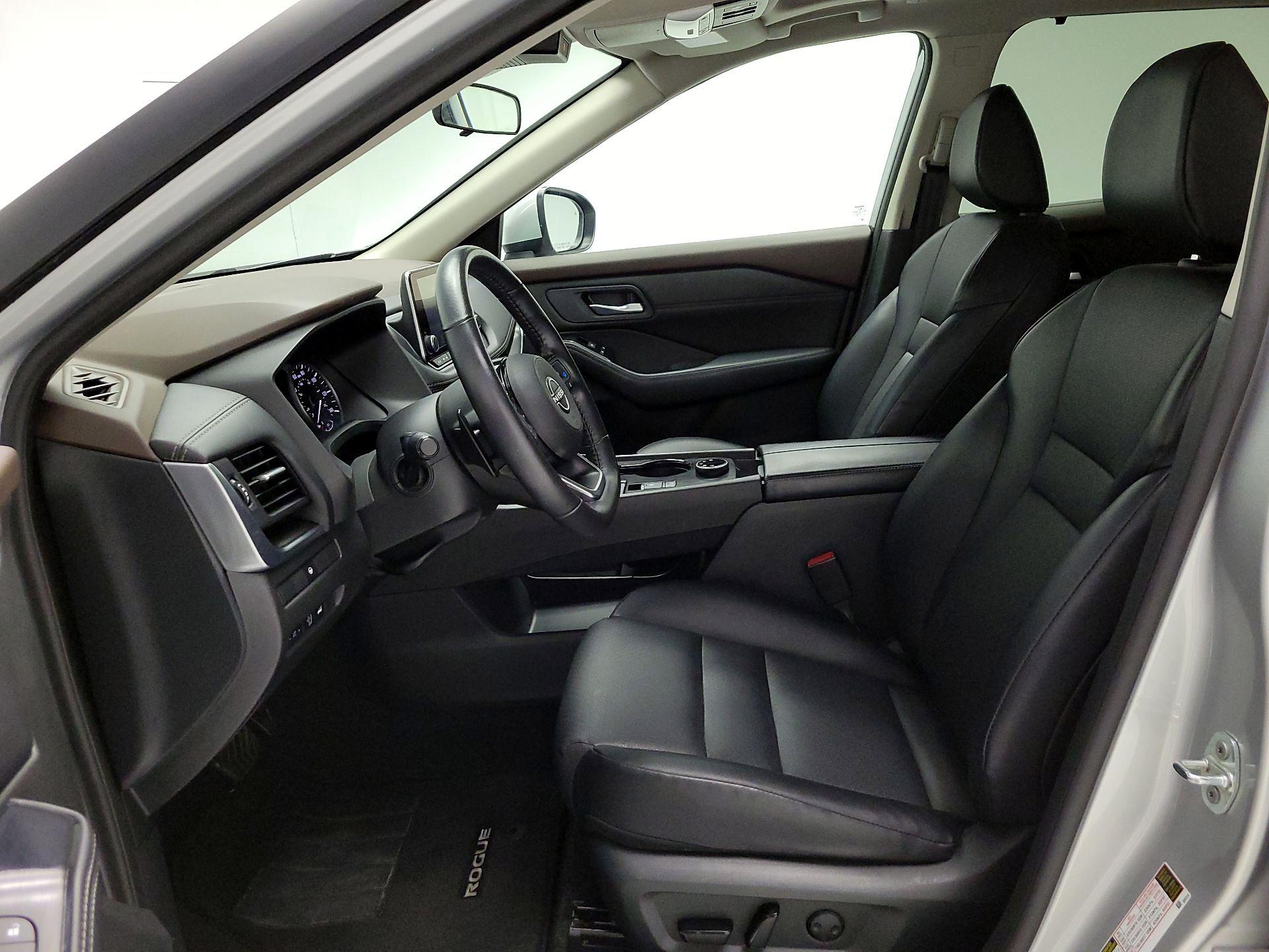 Thumbnail: 2023 Nissan Rogue - 11