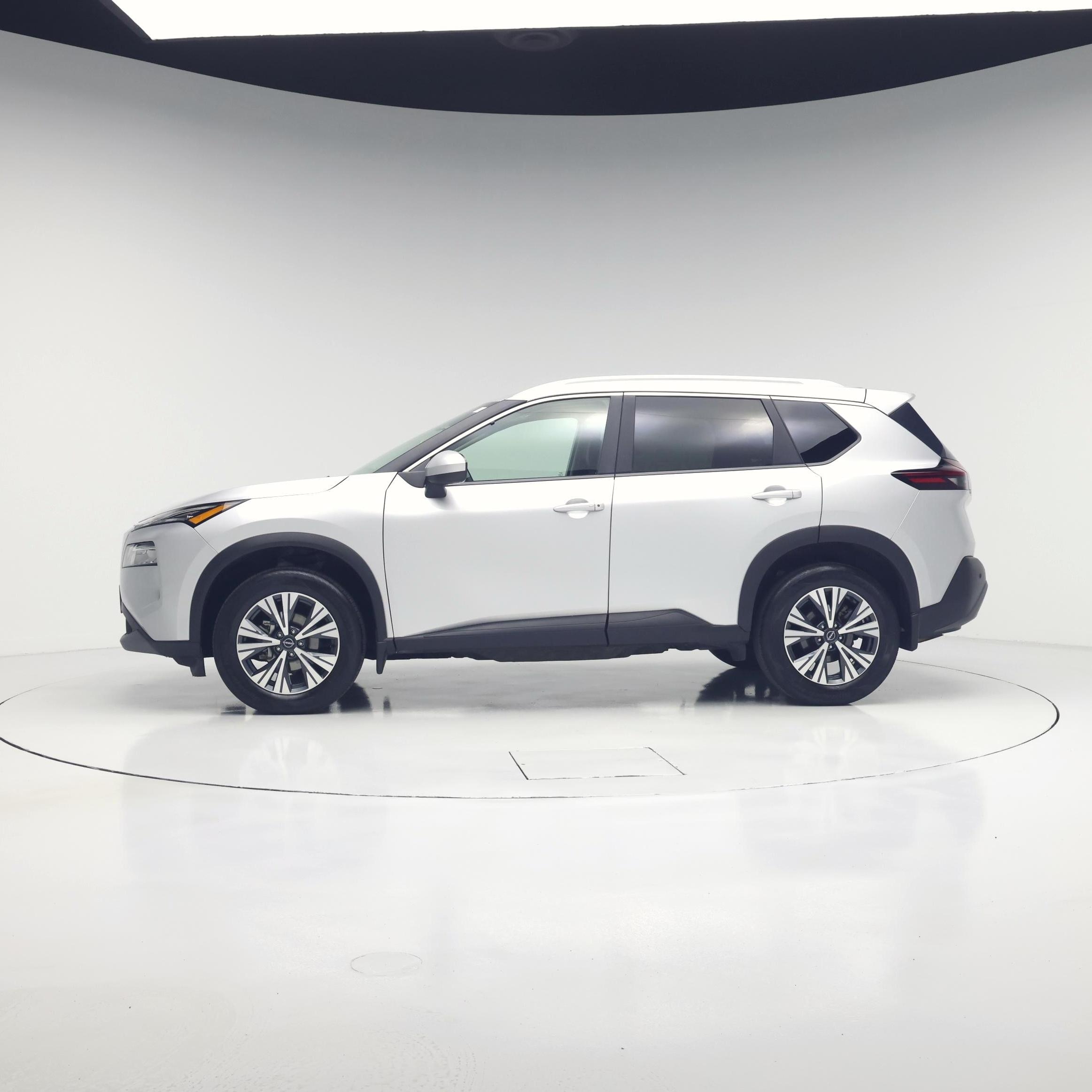 Thumbnail: 2023 Nissan Rogue - 3