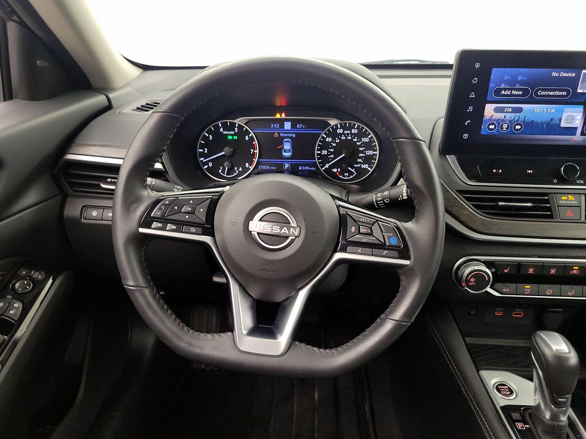 Thumbnail: 2023 Nissan Altima - 10