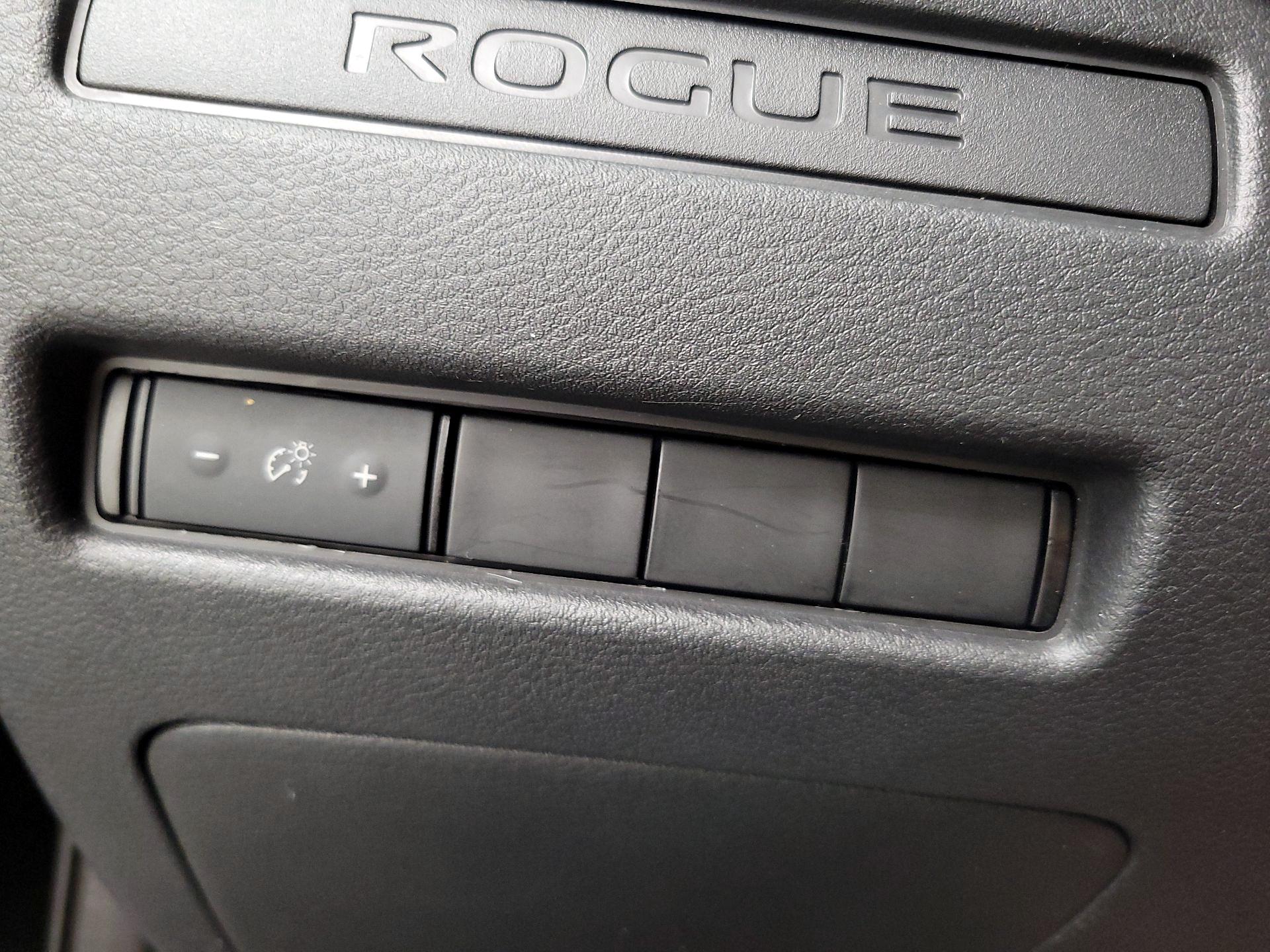 Thumbnail: 2023 Nissan Rogue - 13