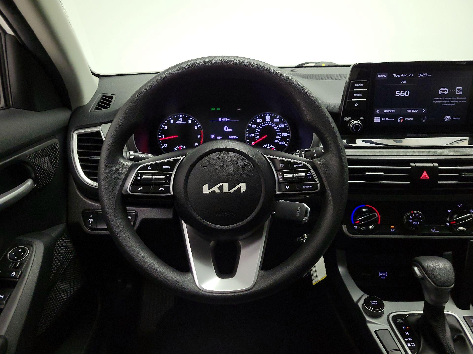 Thumbnail: 2022 Kia Seltos - 10