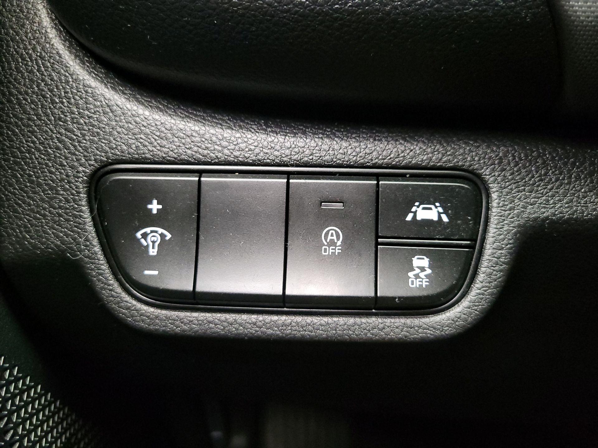 Thumbnail: 2022 Kia Seltos - 13