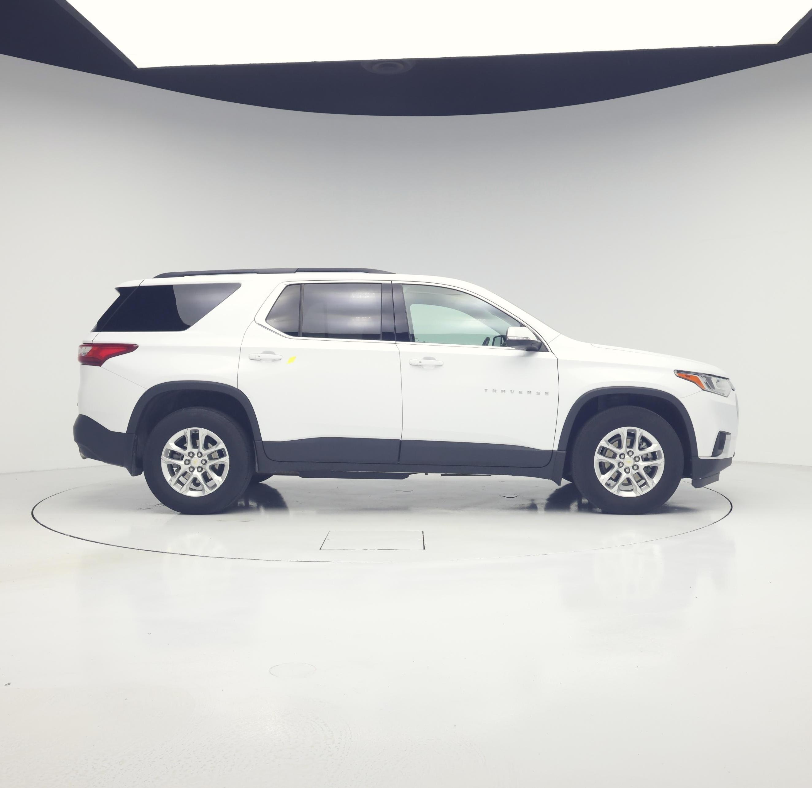 Thumbnail: 2021 Chevrolet Traverse - 7