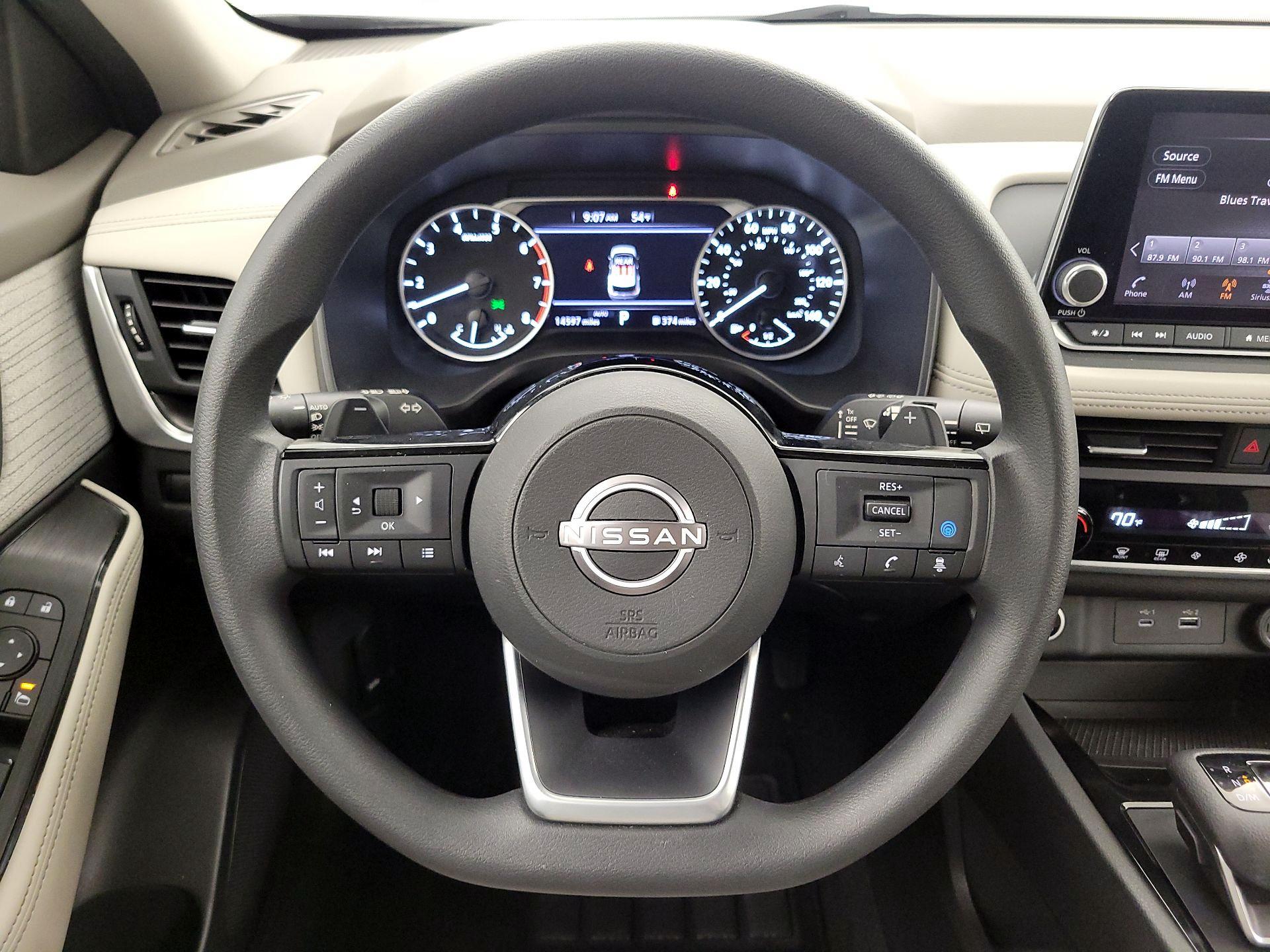 Thumbnail: 2023 Nissan Rogue - 10