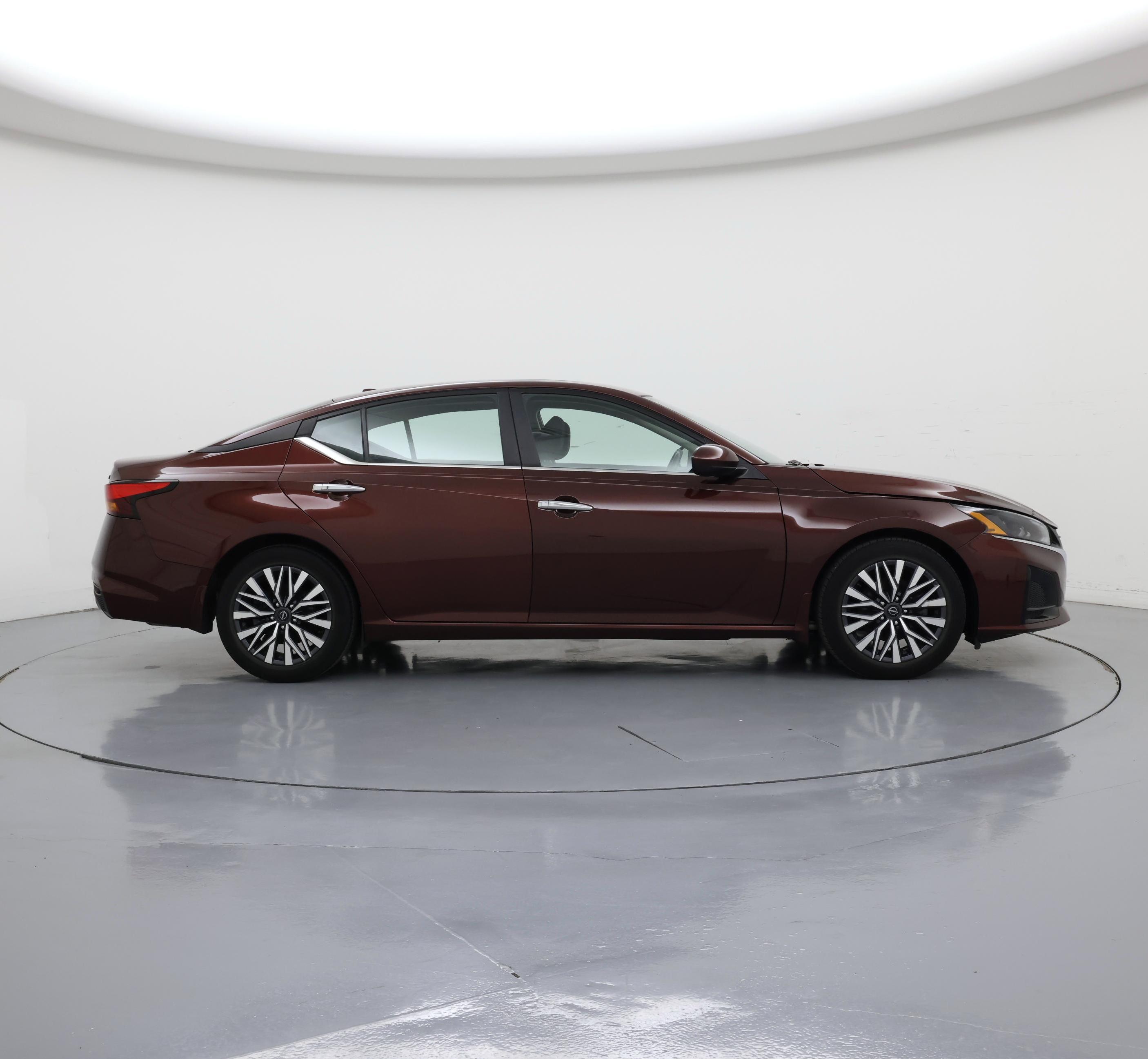 Thumbnail: 2023 Nissan Altima - 7