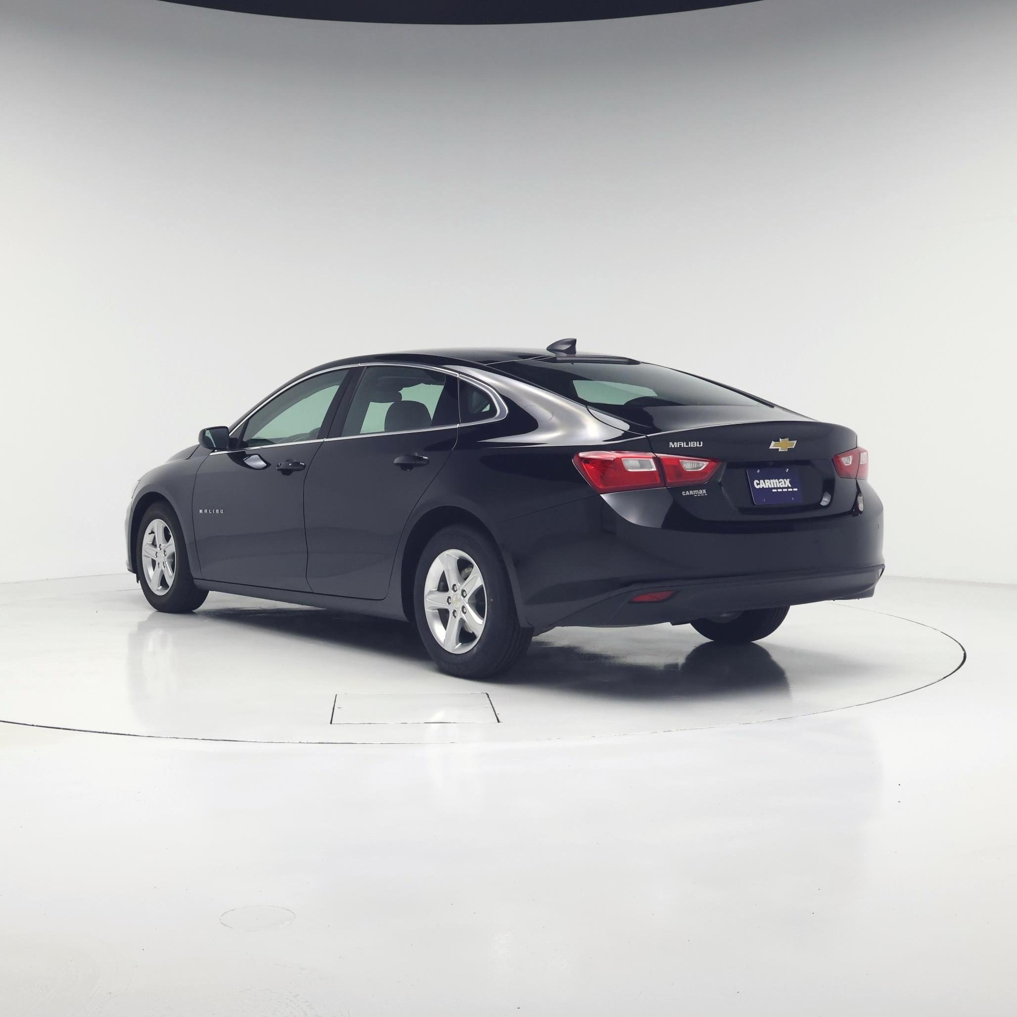 Thumbnail: 2022 Chevrolet Malibu - 2