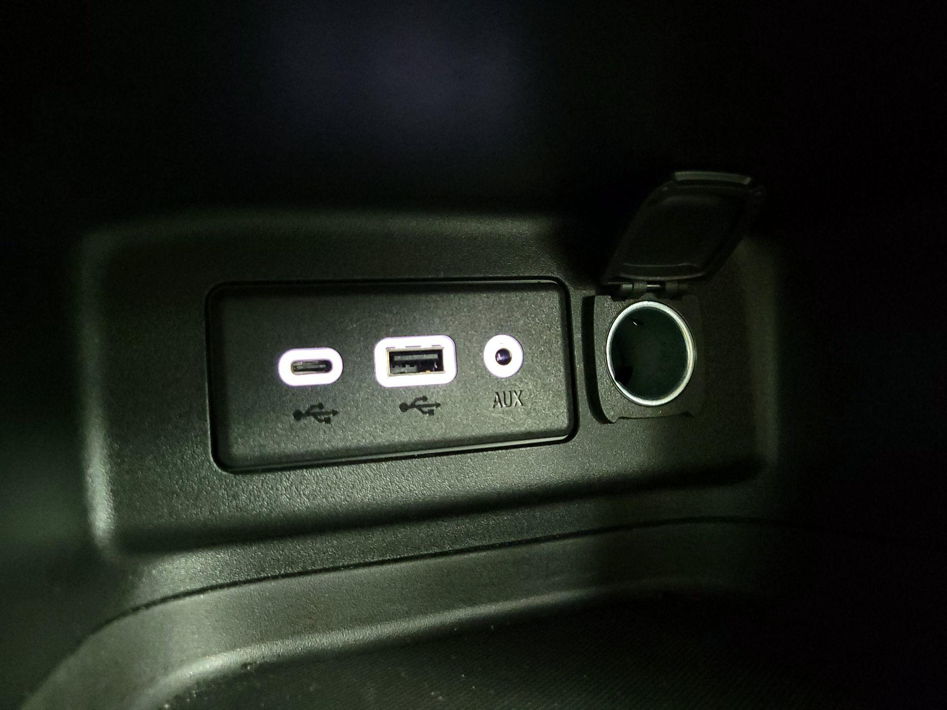 Thumbnail: 2022 Chevrolet Equinox - 18