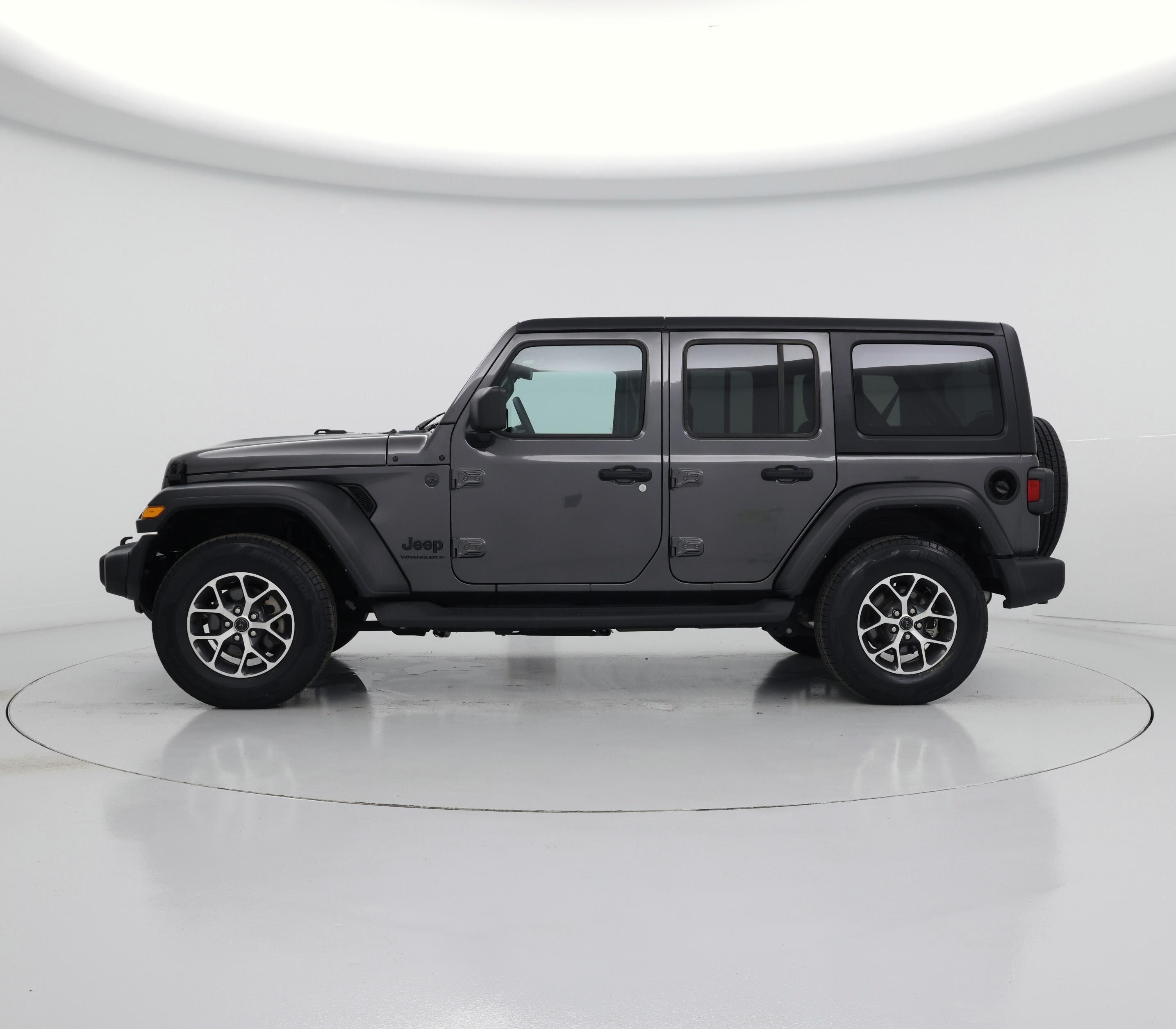 Thumbnail: 2024 Jeep Wrangler - 3