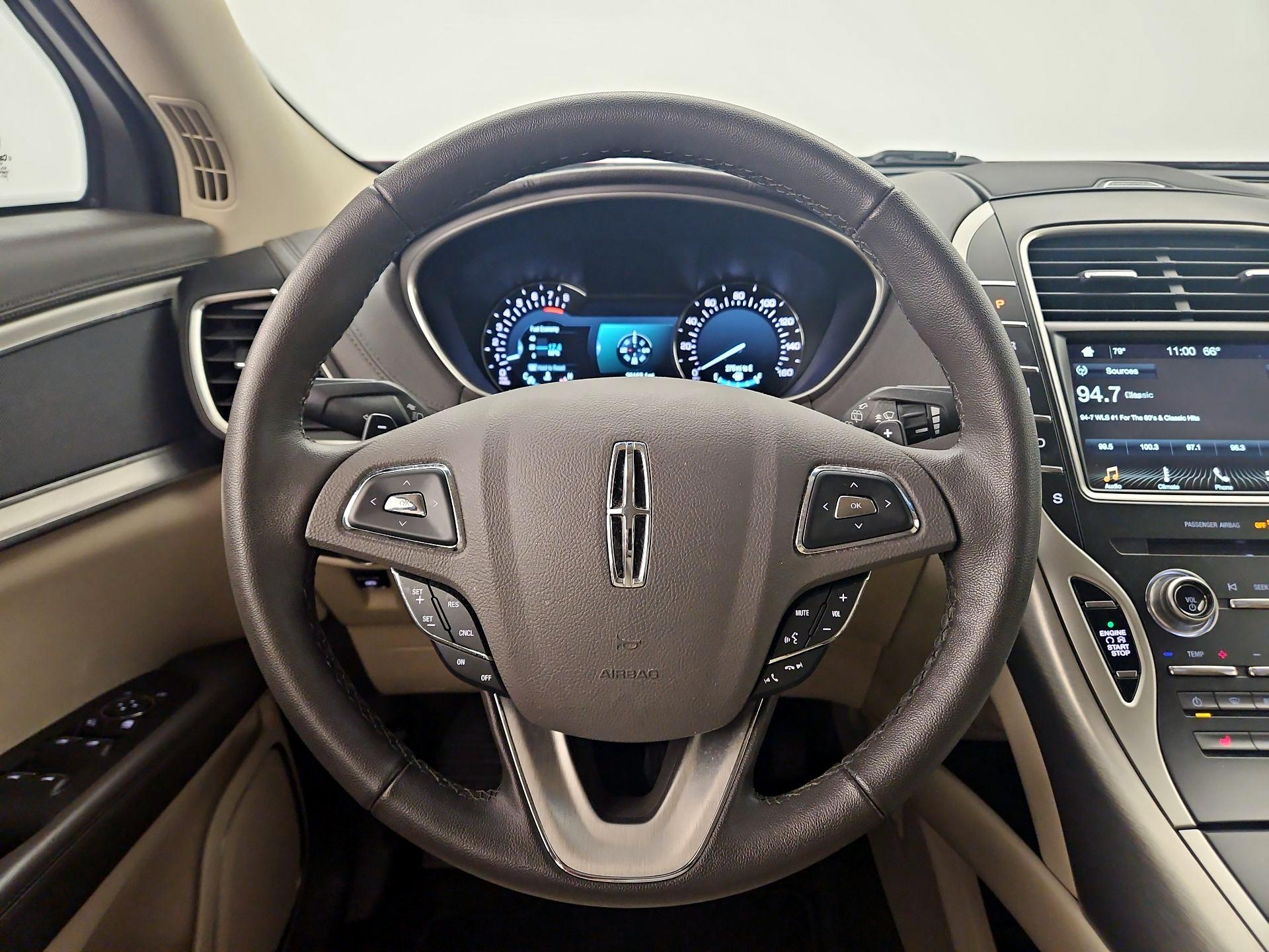 Thumbnail: 2017 Lincoln MKX - 10