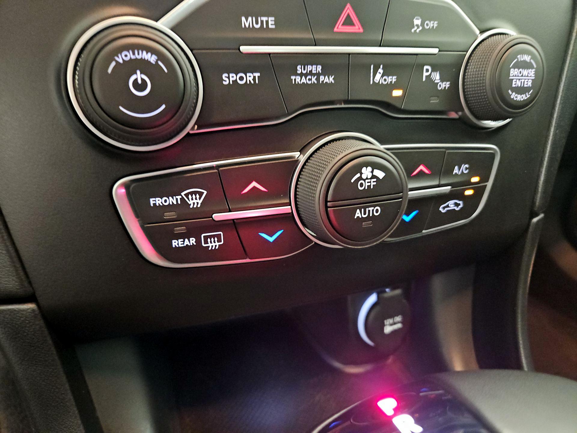 Thumbnail: 2023 Dodge Charger - 17