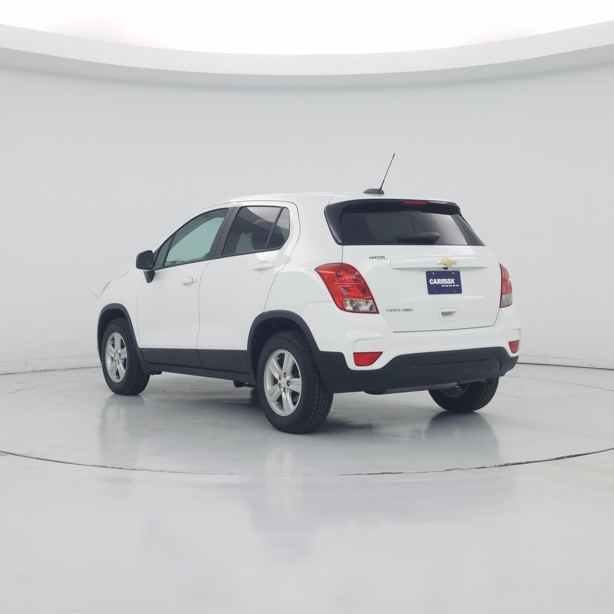 Thumbnail: 2022 Chevrolet Trax - 2