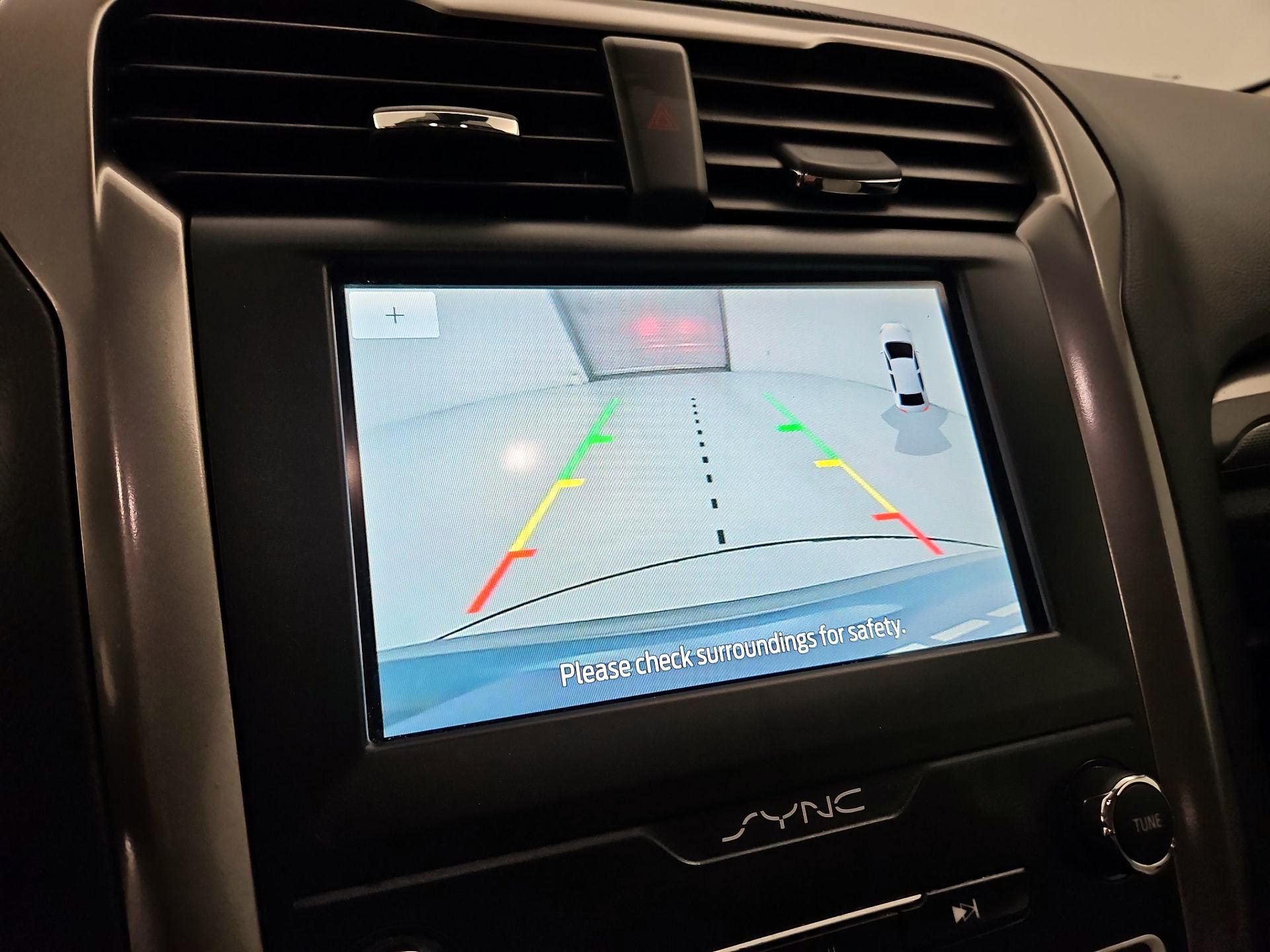 Thumbnail: 2019 Ford Fusion - 15