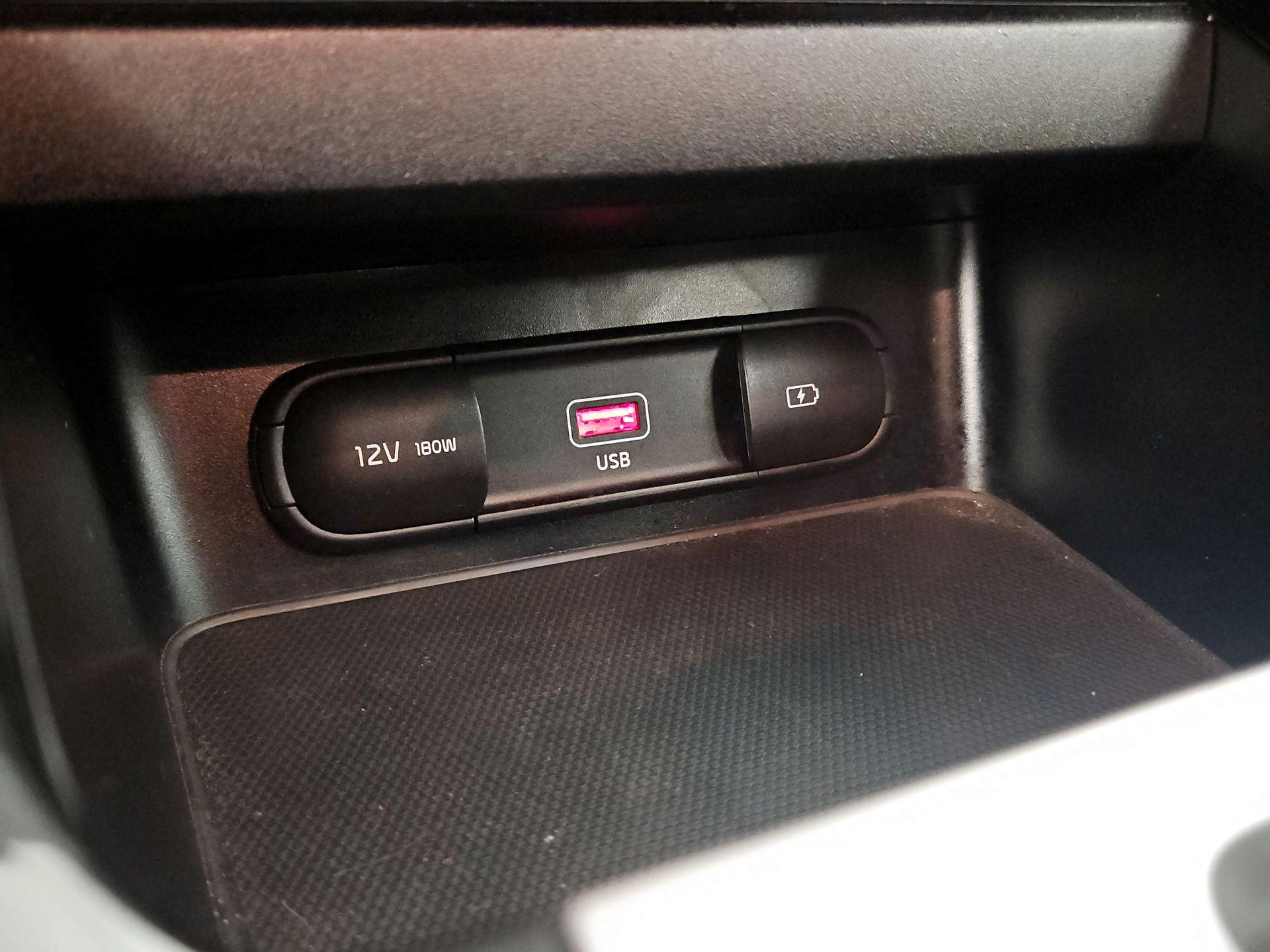 Thumbnail: 2022 Kia Forte - 19