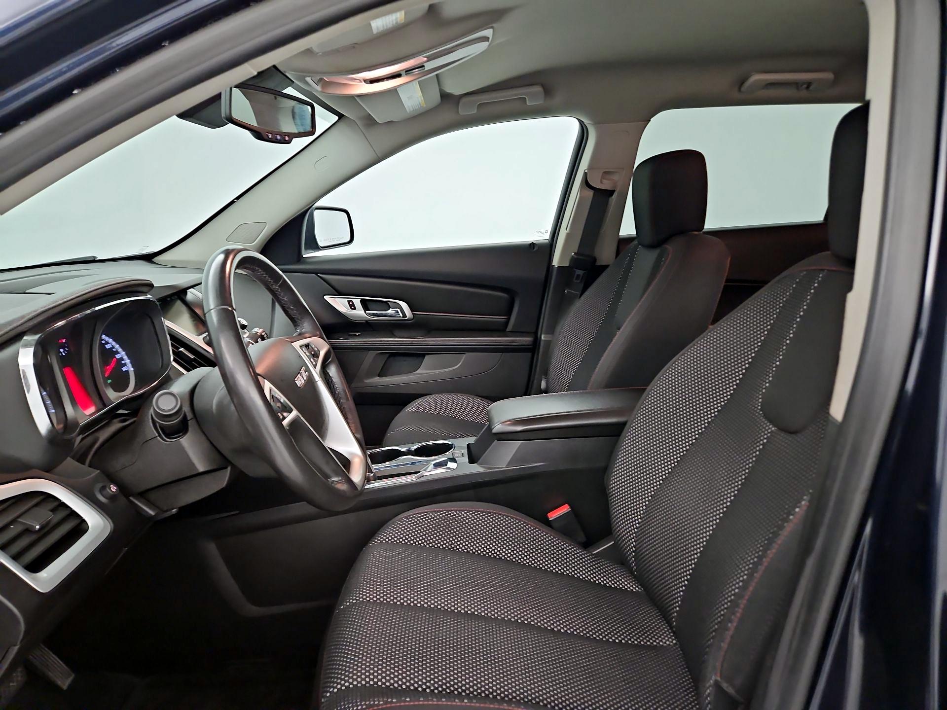 Thumbnail: 2015 GMC Terrain - 11