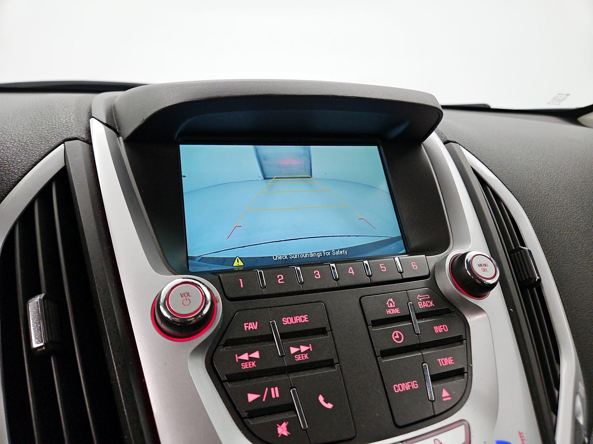 Thumbnail: 2015 GMC Terrain - 13
