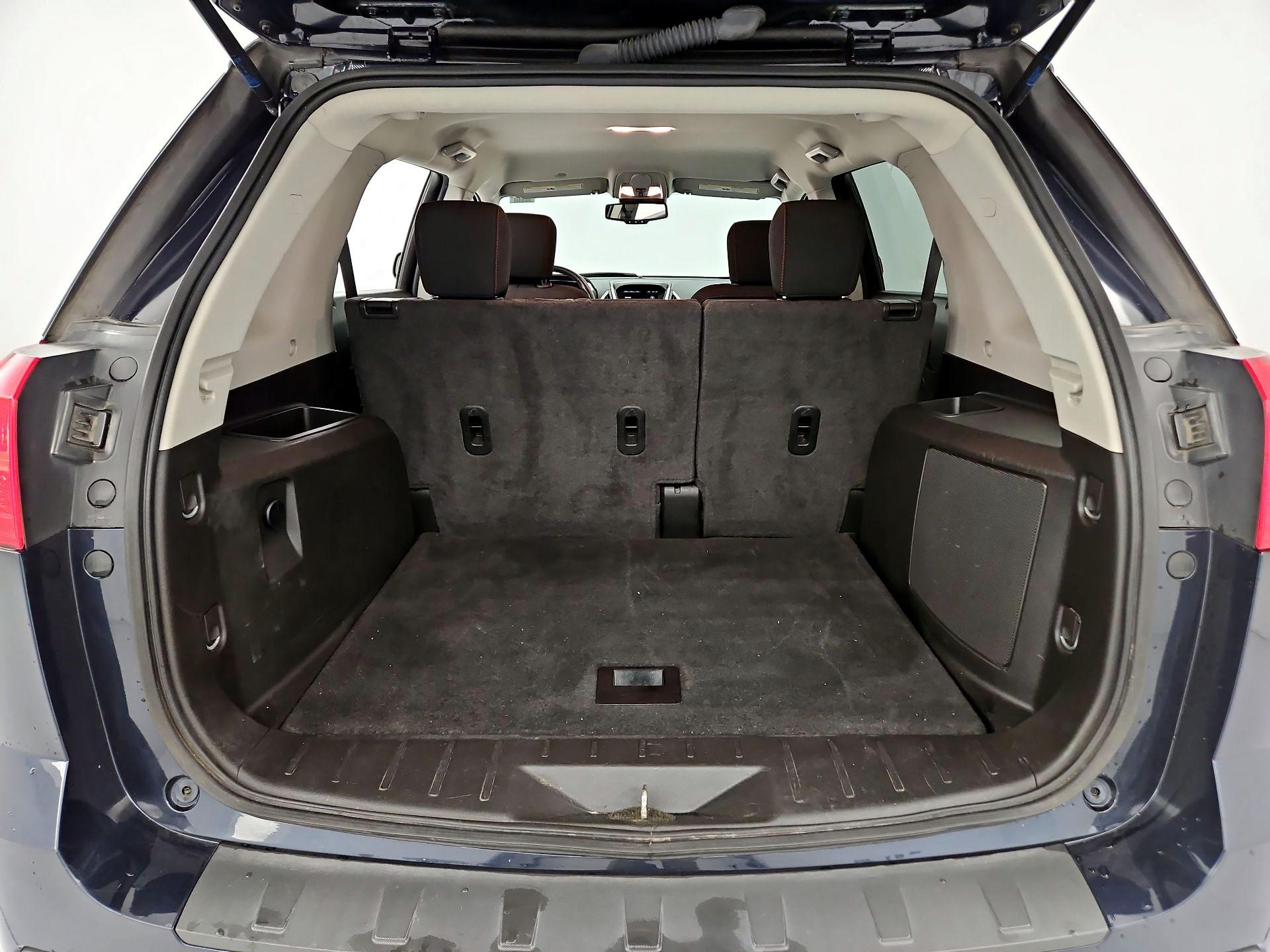 Thumbnail: 2015 GMC Terrain - 18